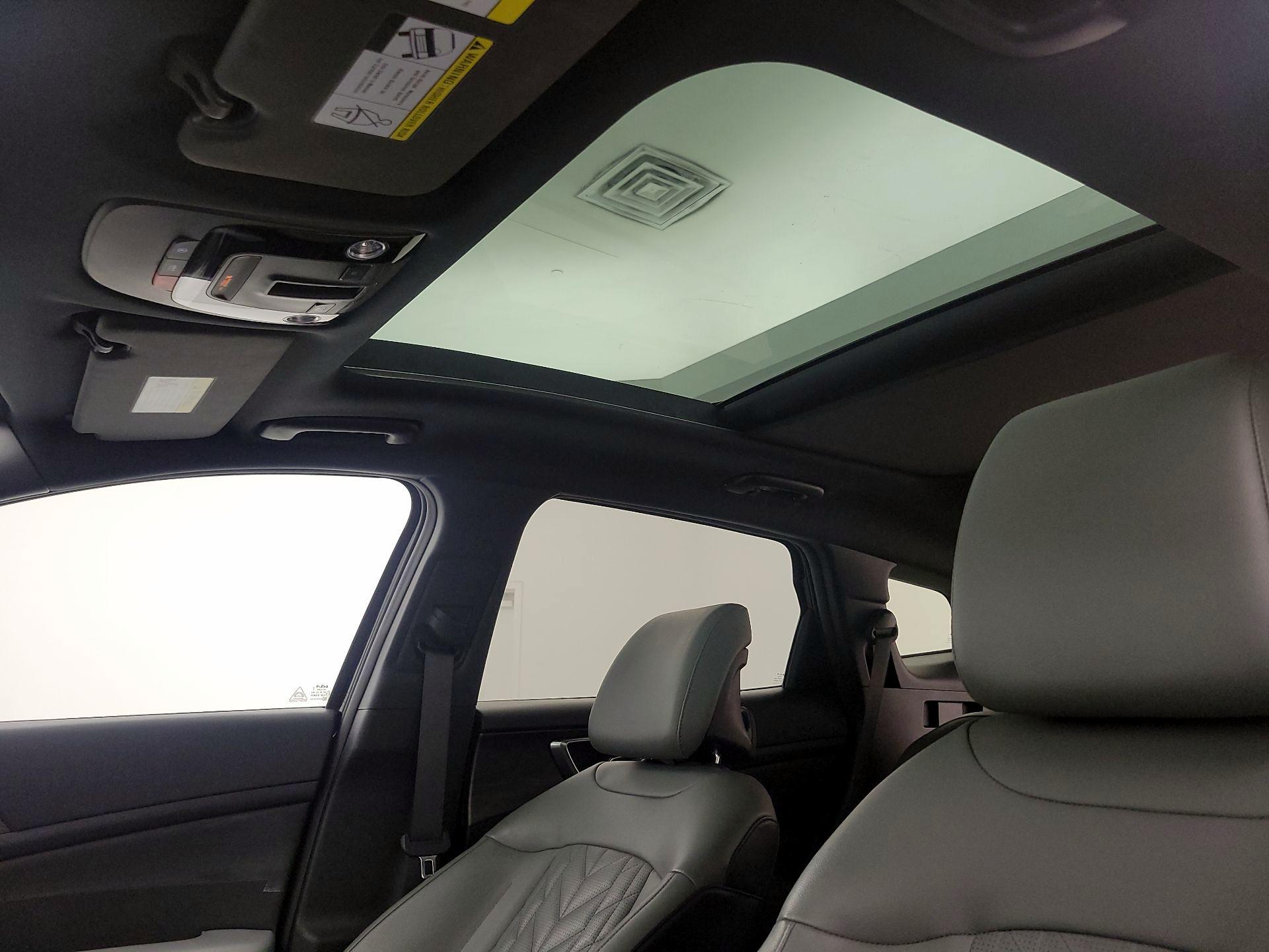 Thumbnail: 2023 Kia Sportage - 20