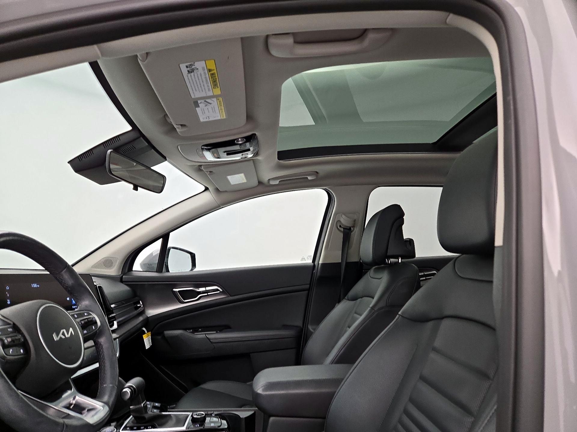 Thumbnail: 2023 Kia Sportage - 20