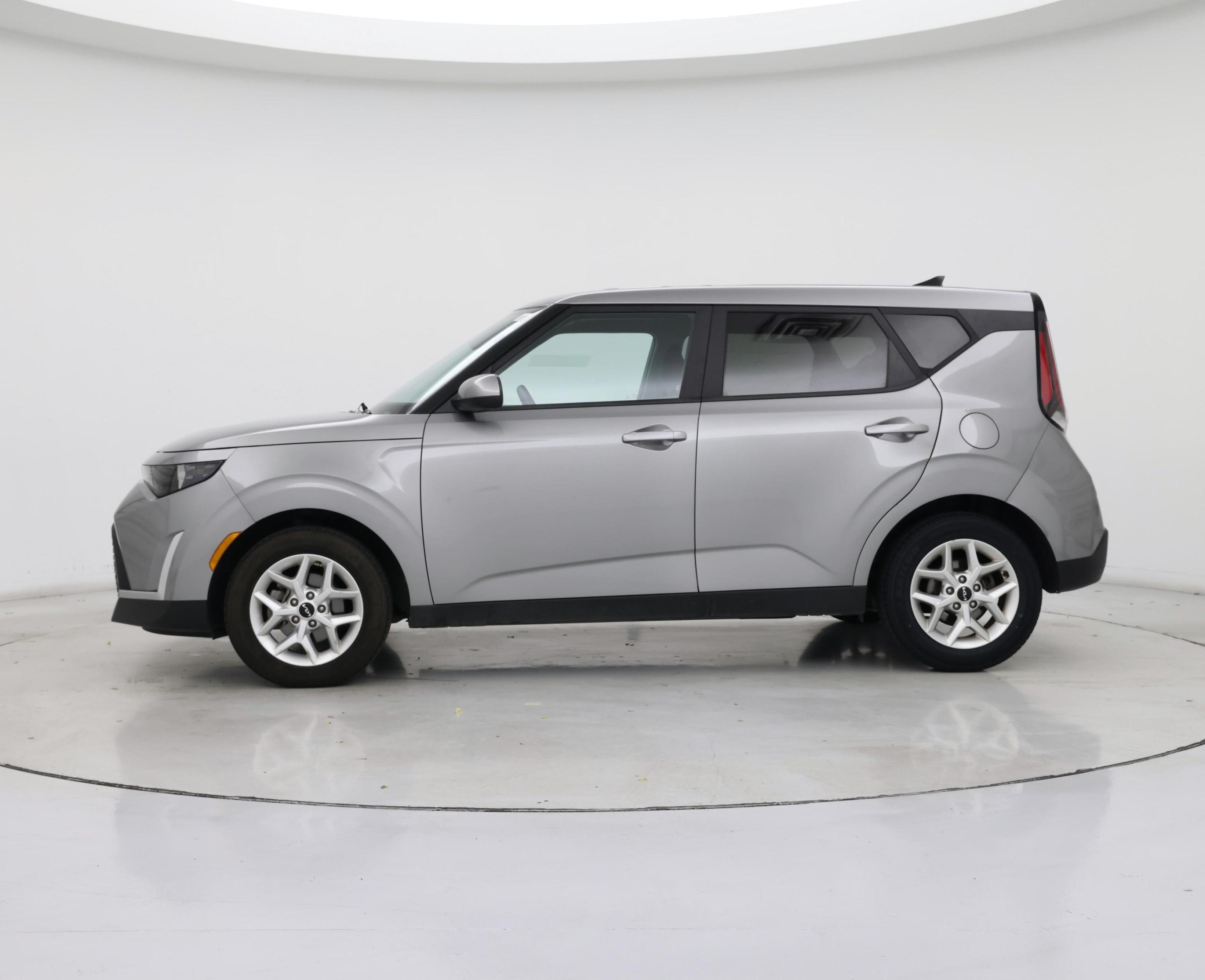 Thumbnail: 2023 Kia Soul - 3