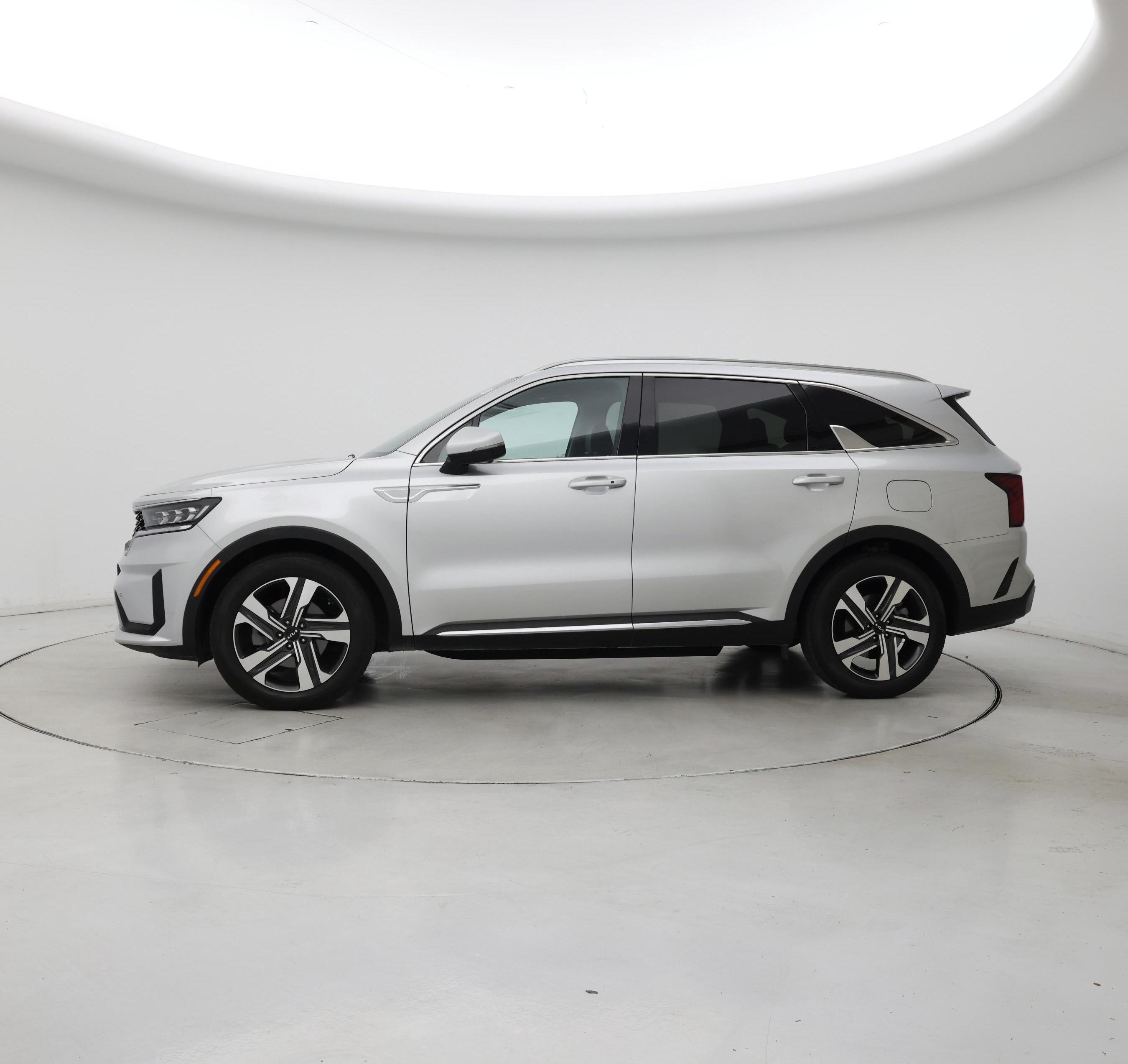 Thumbnail: 2022 Kia Sorento - 3