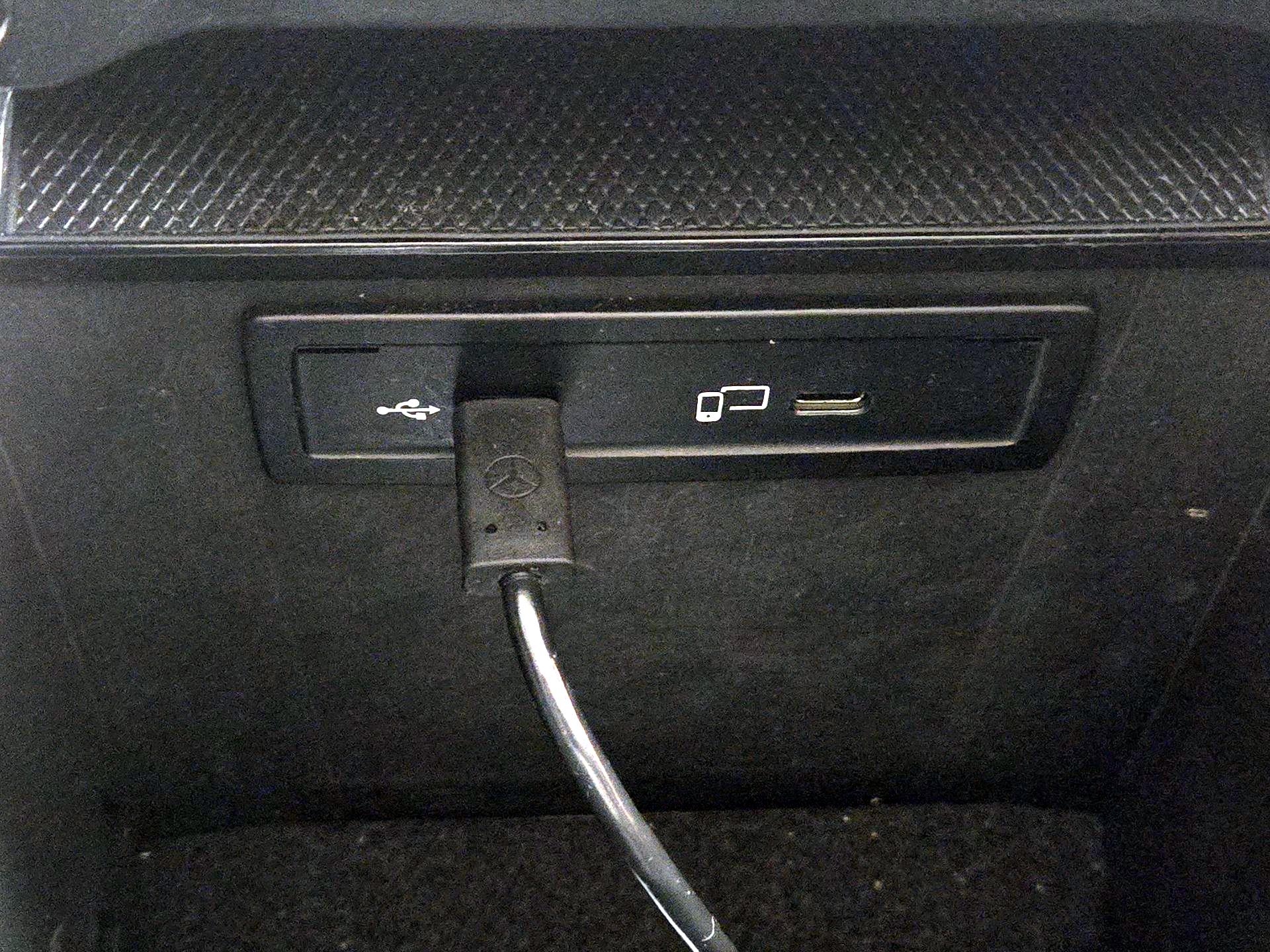 Thumbnail: 2022 Mercedes-Benz GLC - 18