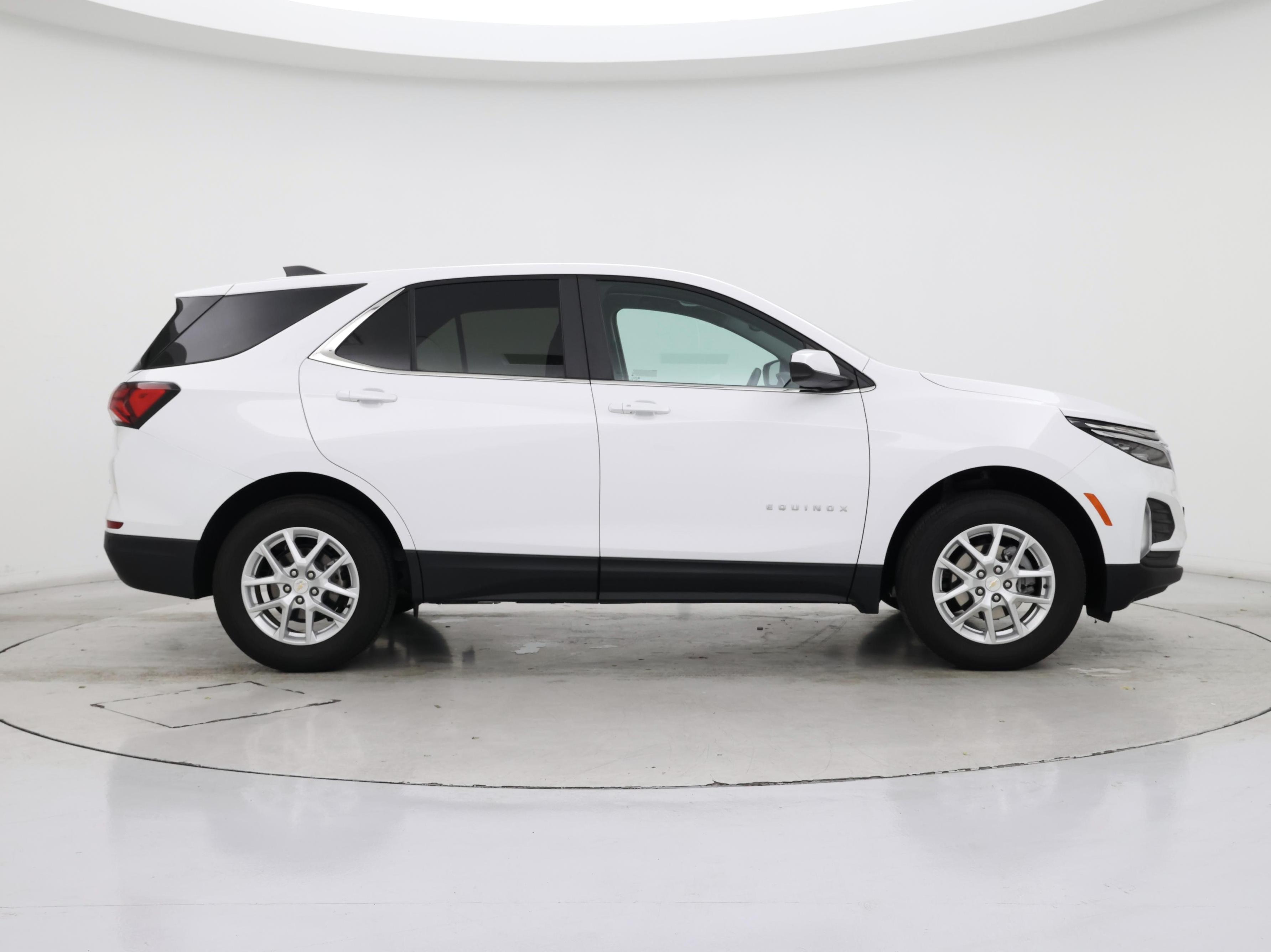 Thumbnail: 2023 Chevrolet Equinox - 7