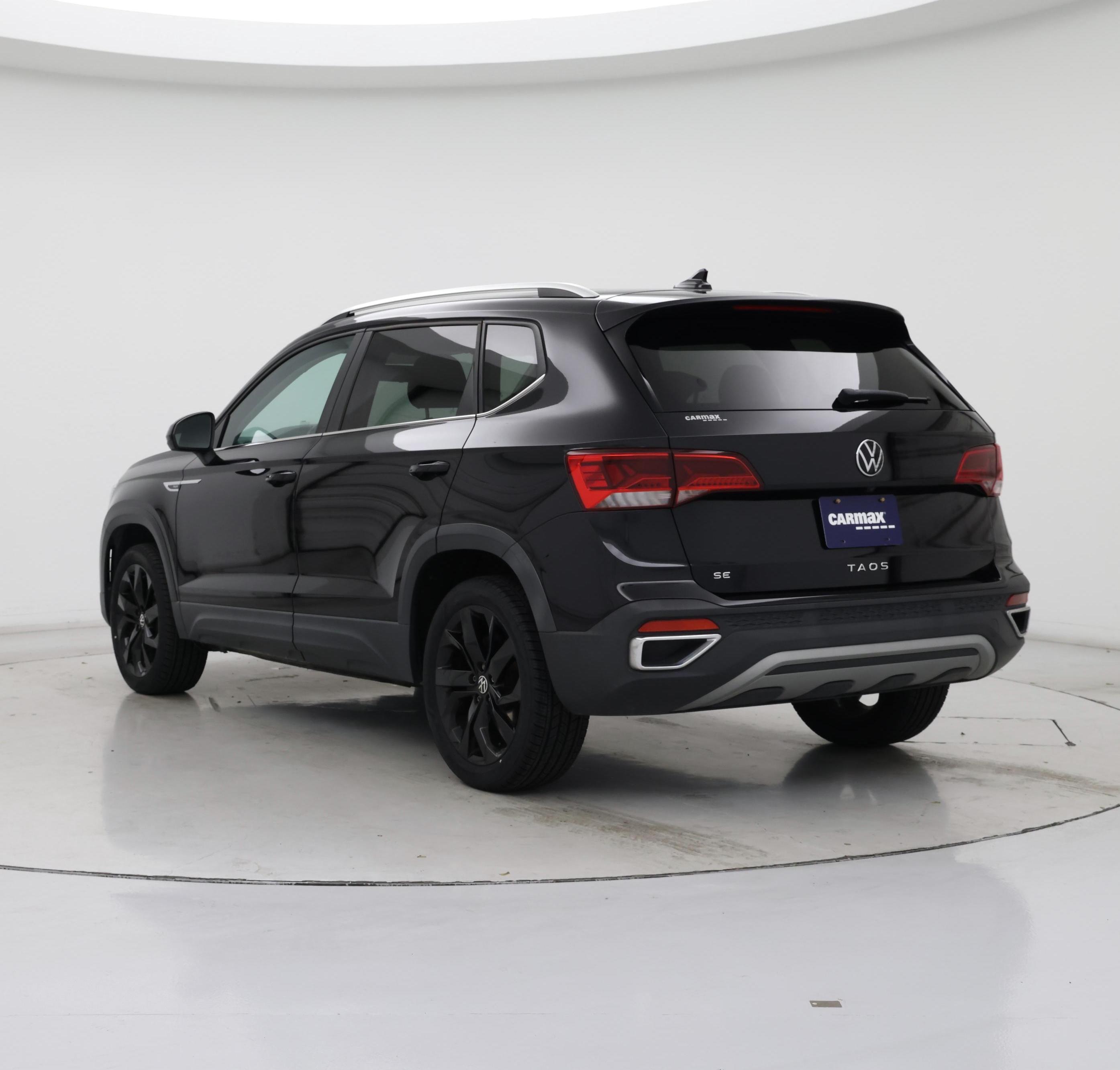 Thumbnail: 2022 Volkswagen Taos - 2