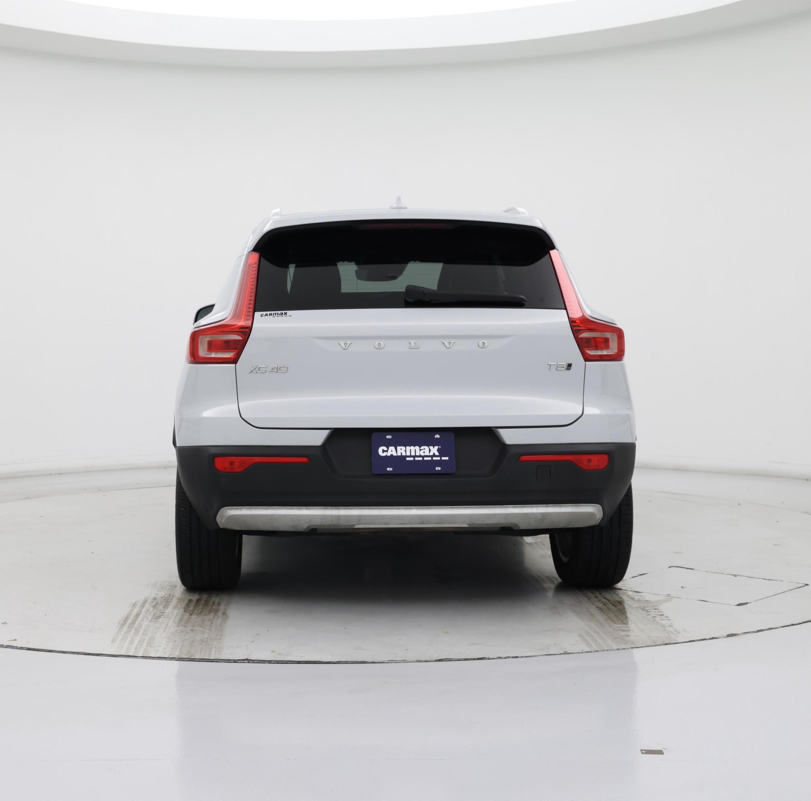 Thumbnail: 2022 Volvo XC40 - 6