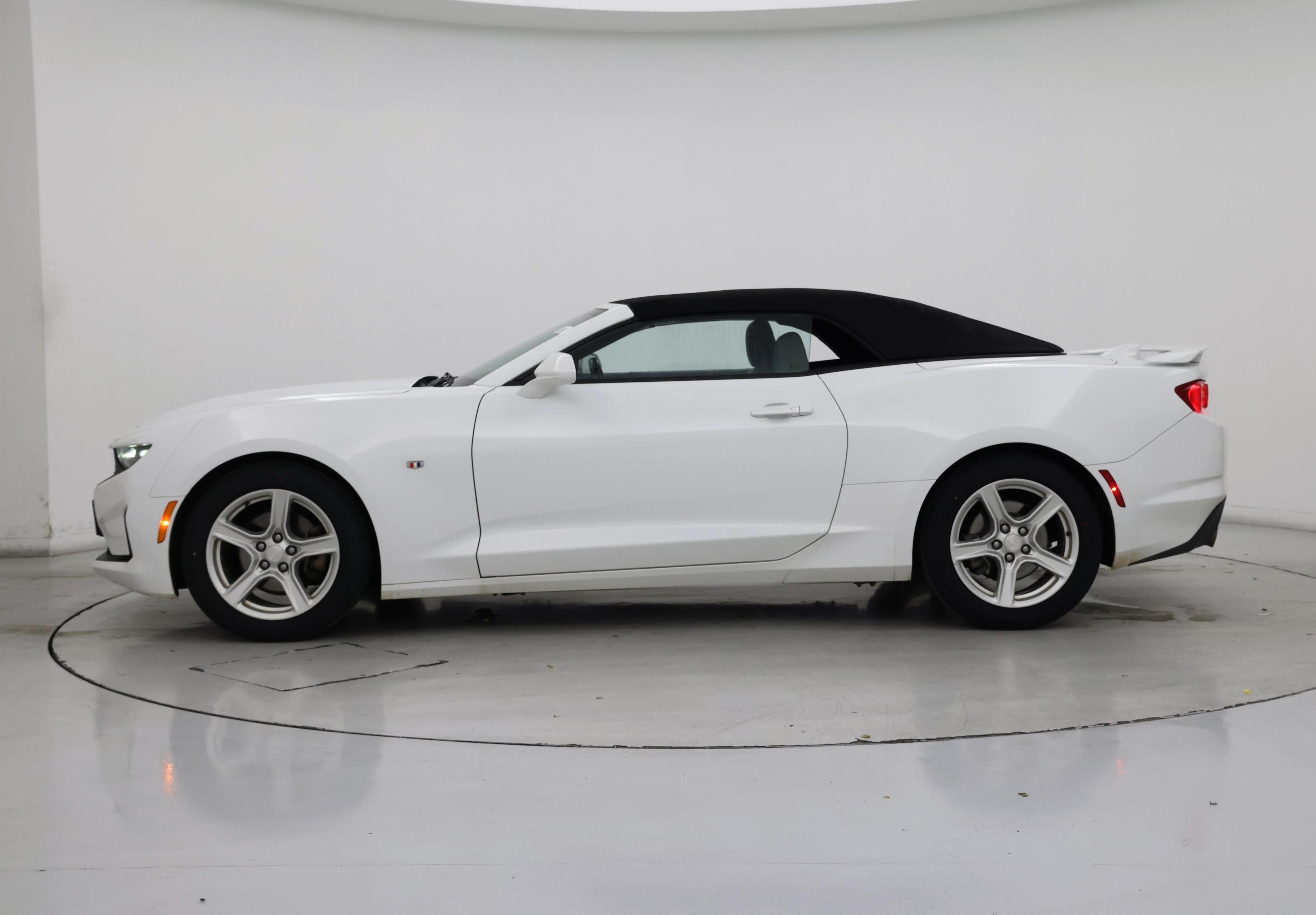 Thumbnail: 2020 Chevrolet Camaro - 3