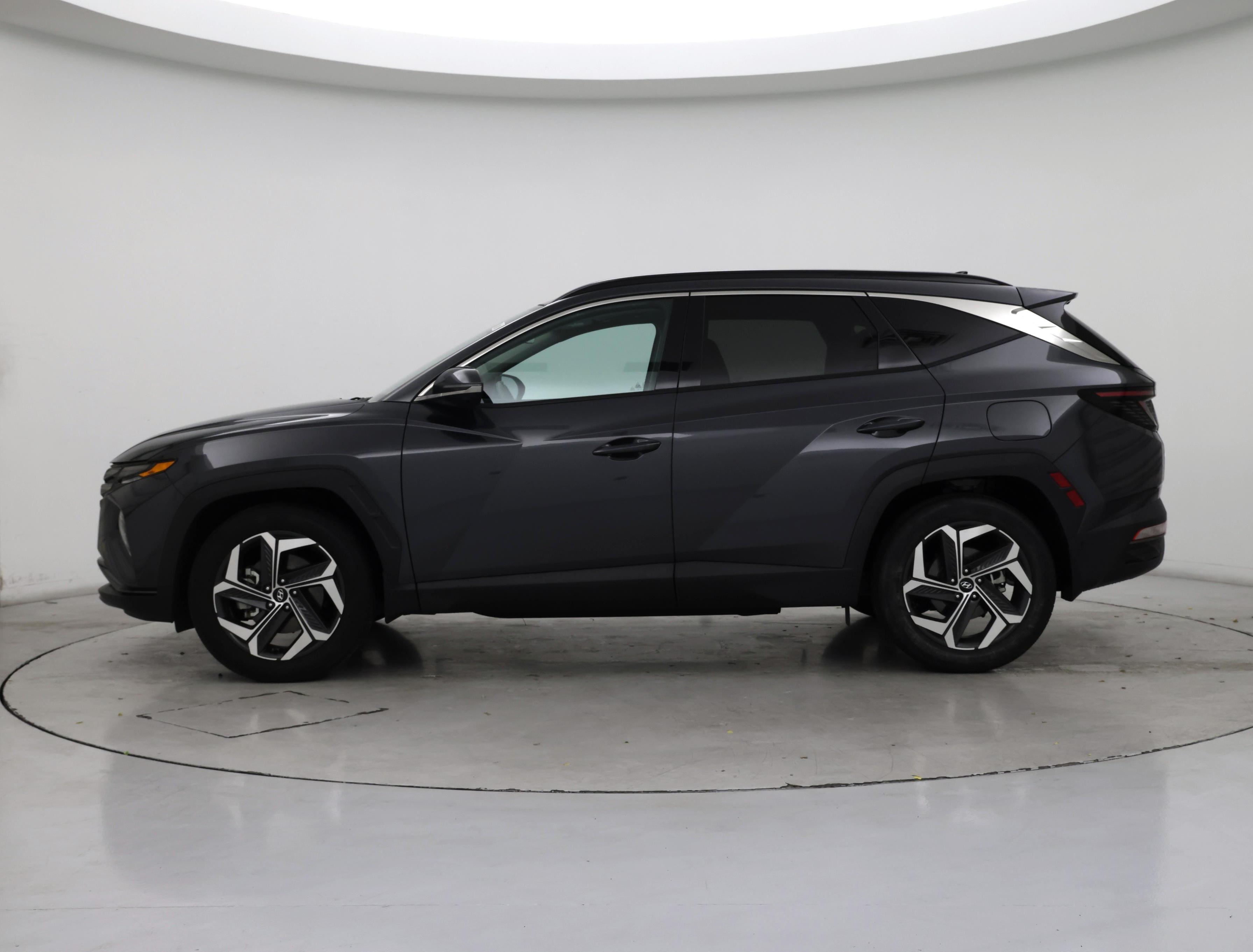 Thumbnail: 2022 Hyundai Tucson - 3