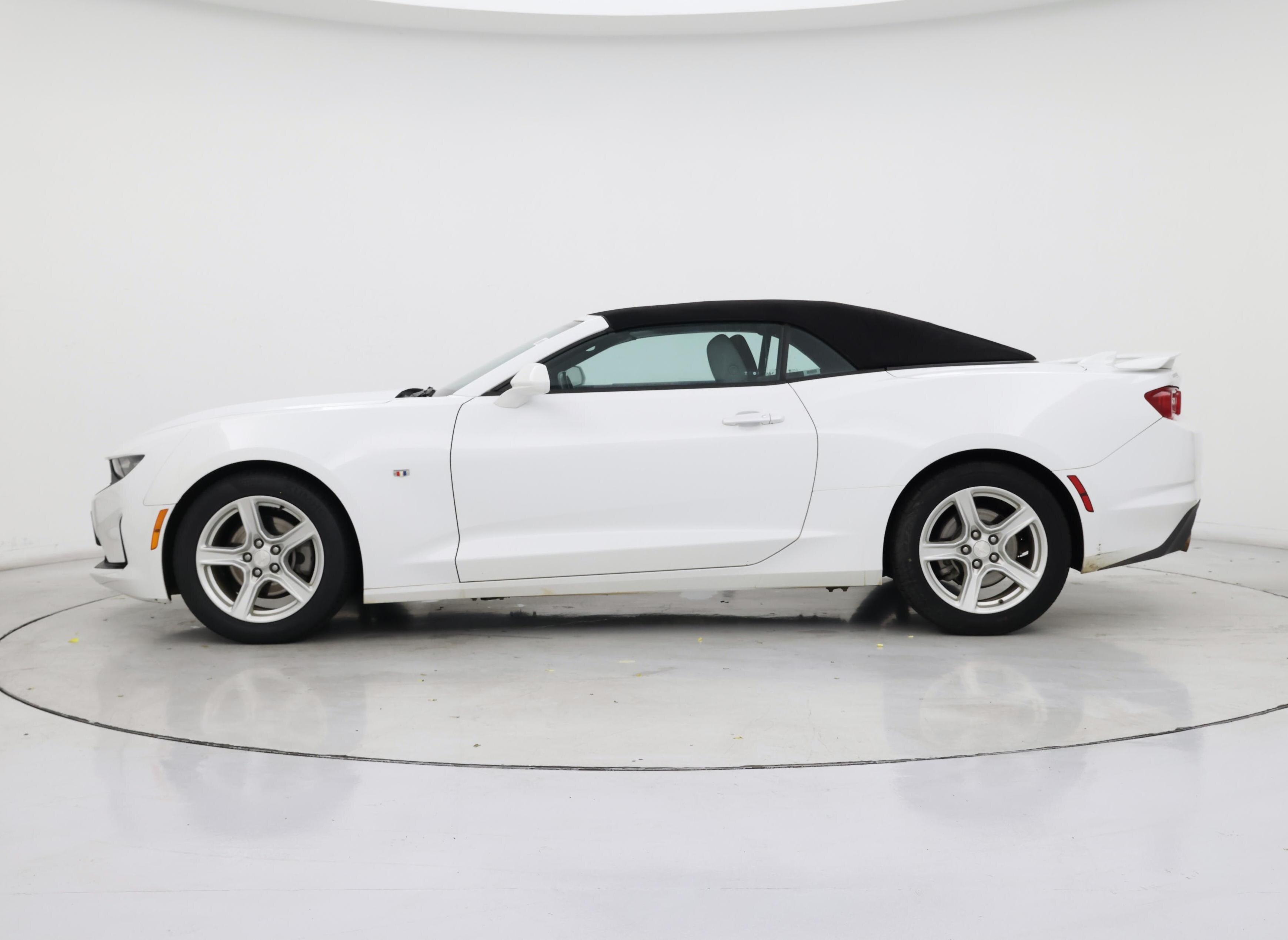 Thumbnail: 2020 Chevrolet Camaro - 3