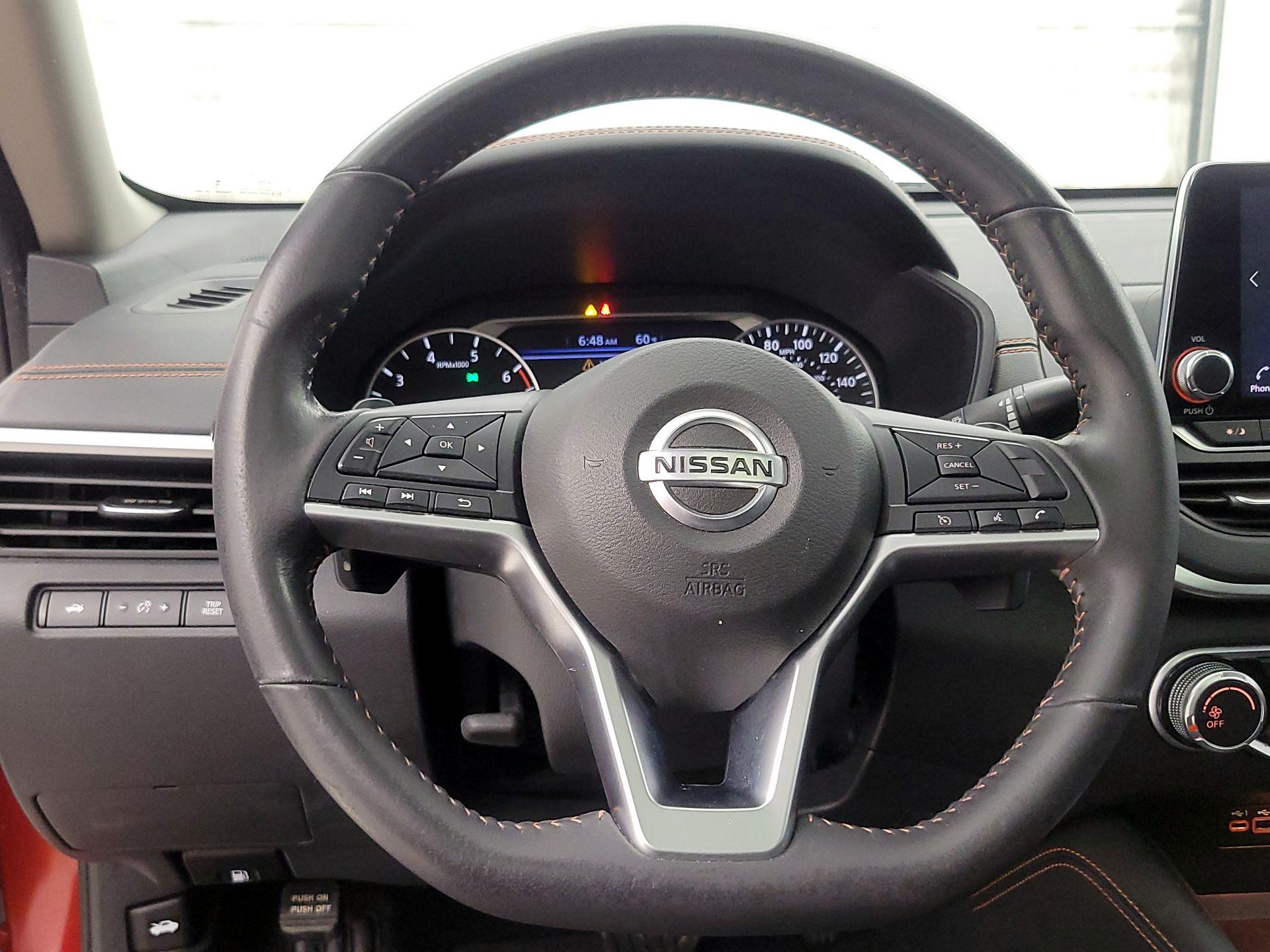Thumbnail: 2022 Nissan Altima - 10