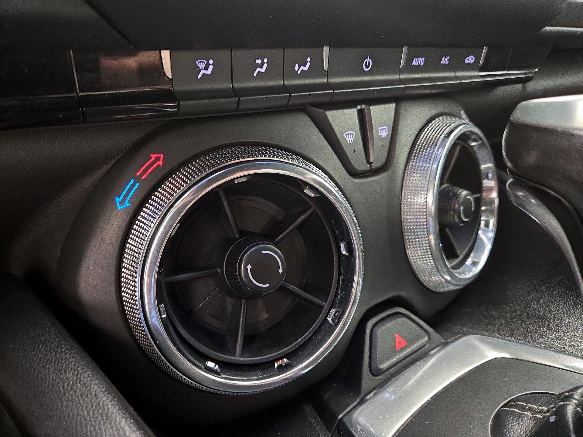 Thumbnail: 2020 Chevrolet Camaro - 15