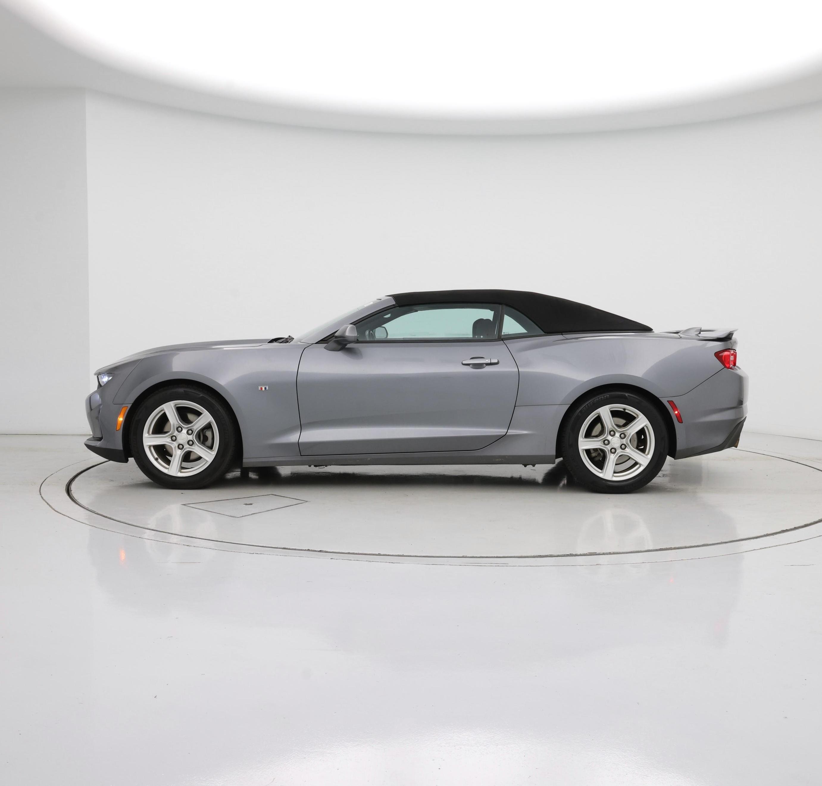 Thumbnail: 2020 Chevrolet Camaro - 3