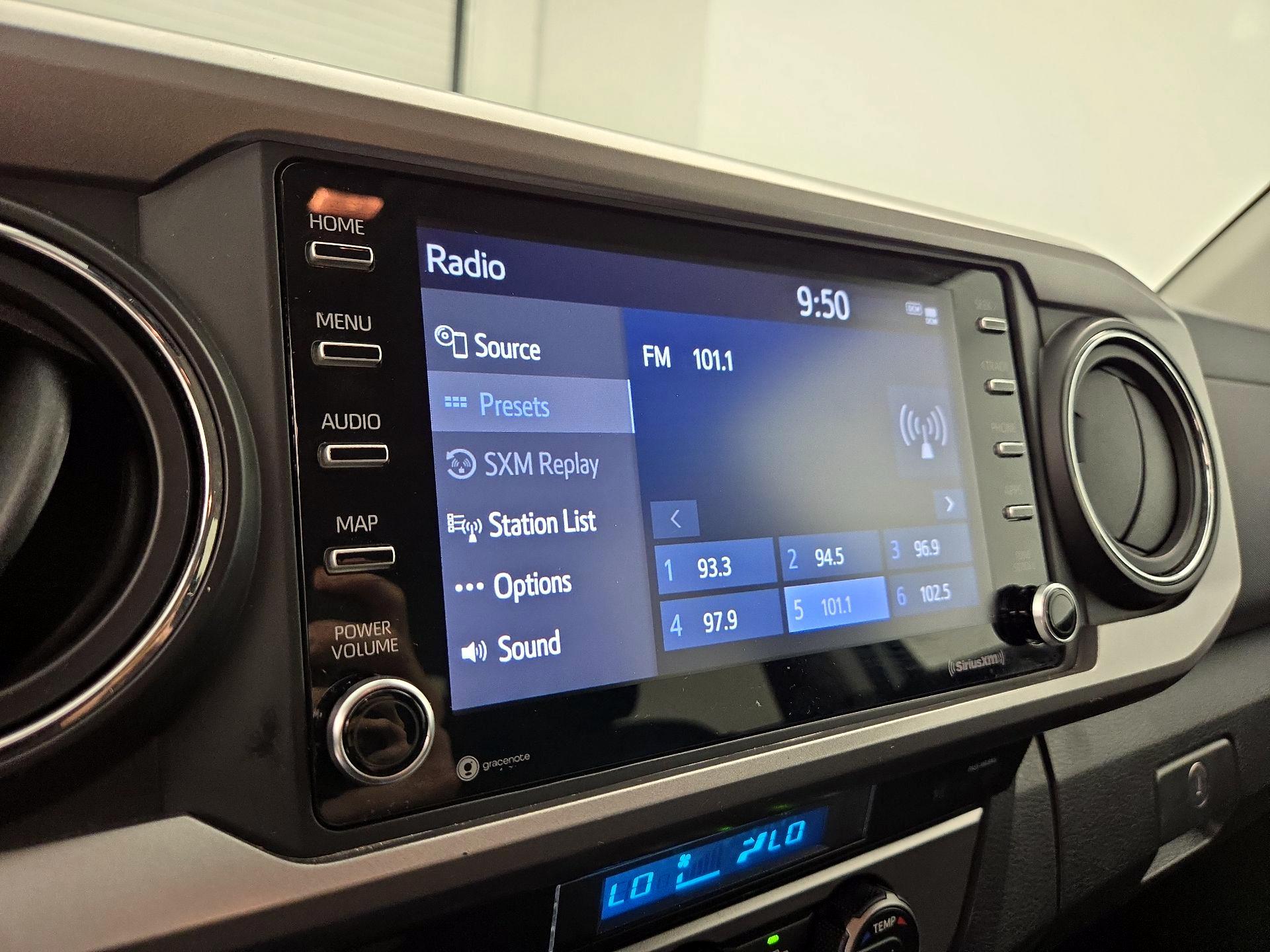 Thumbnail: 2021 Toyota Tacoma - 15