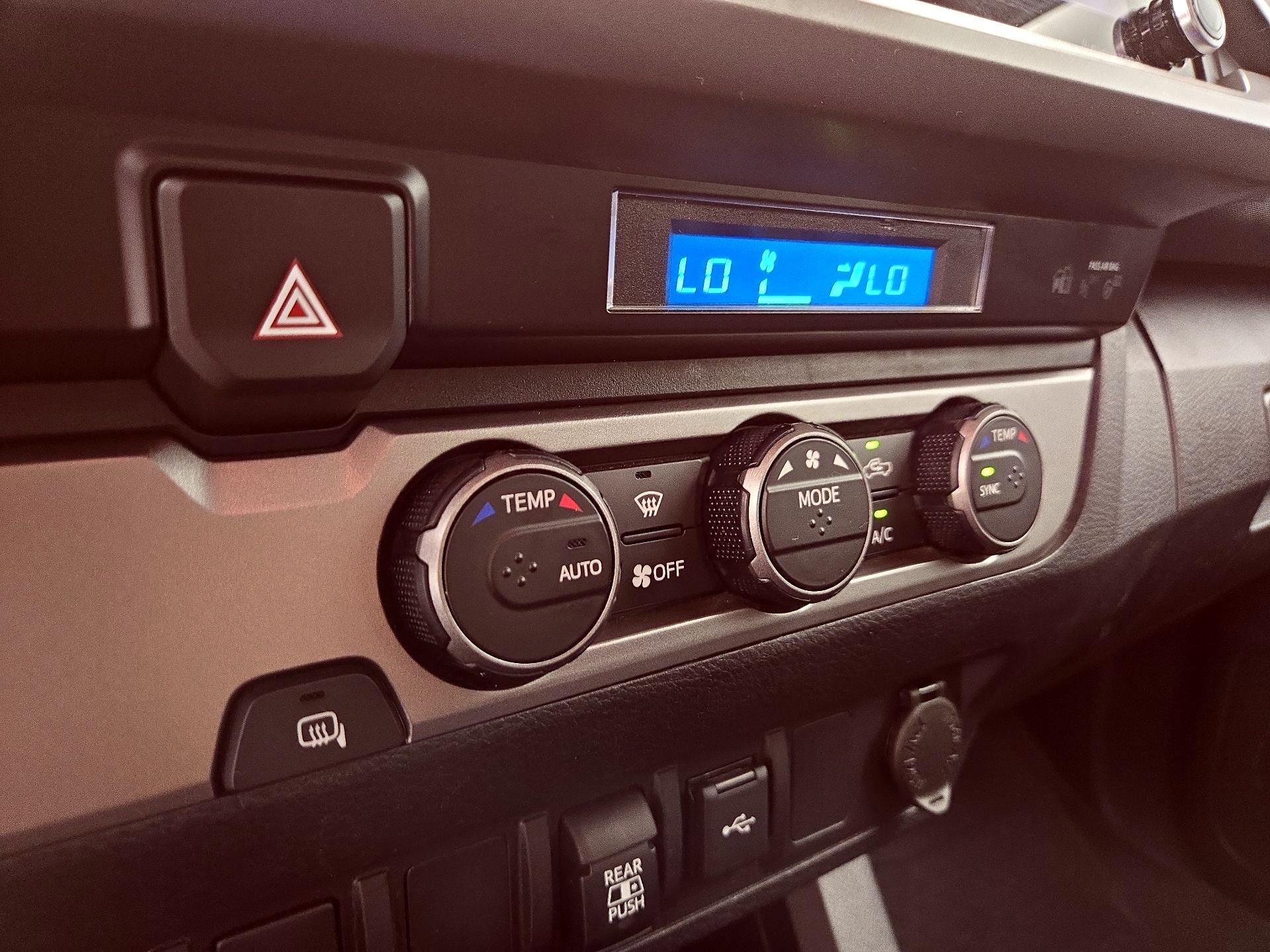 Thumbnail: 2021 Toyota Tacoma - 16