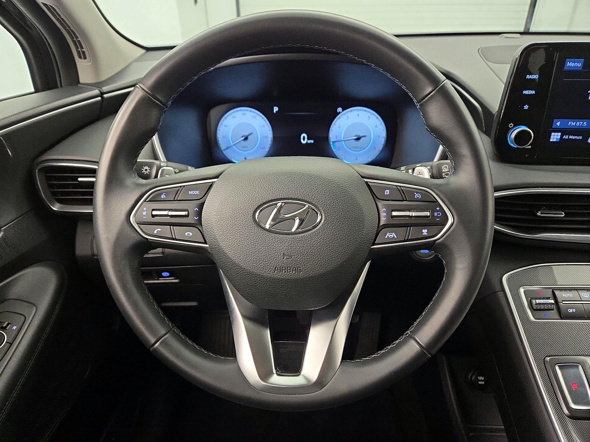 Thumbnail: 2022 Hyundai Santa Fe - 10