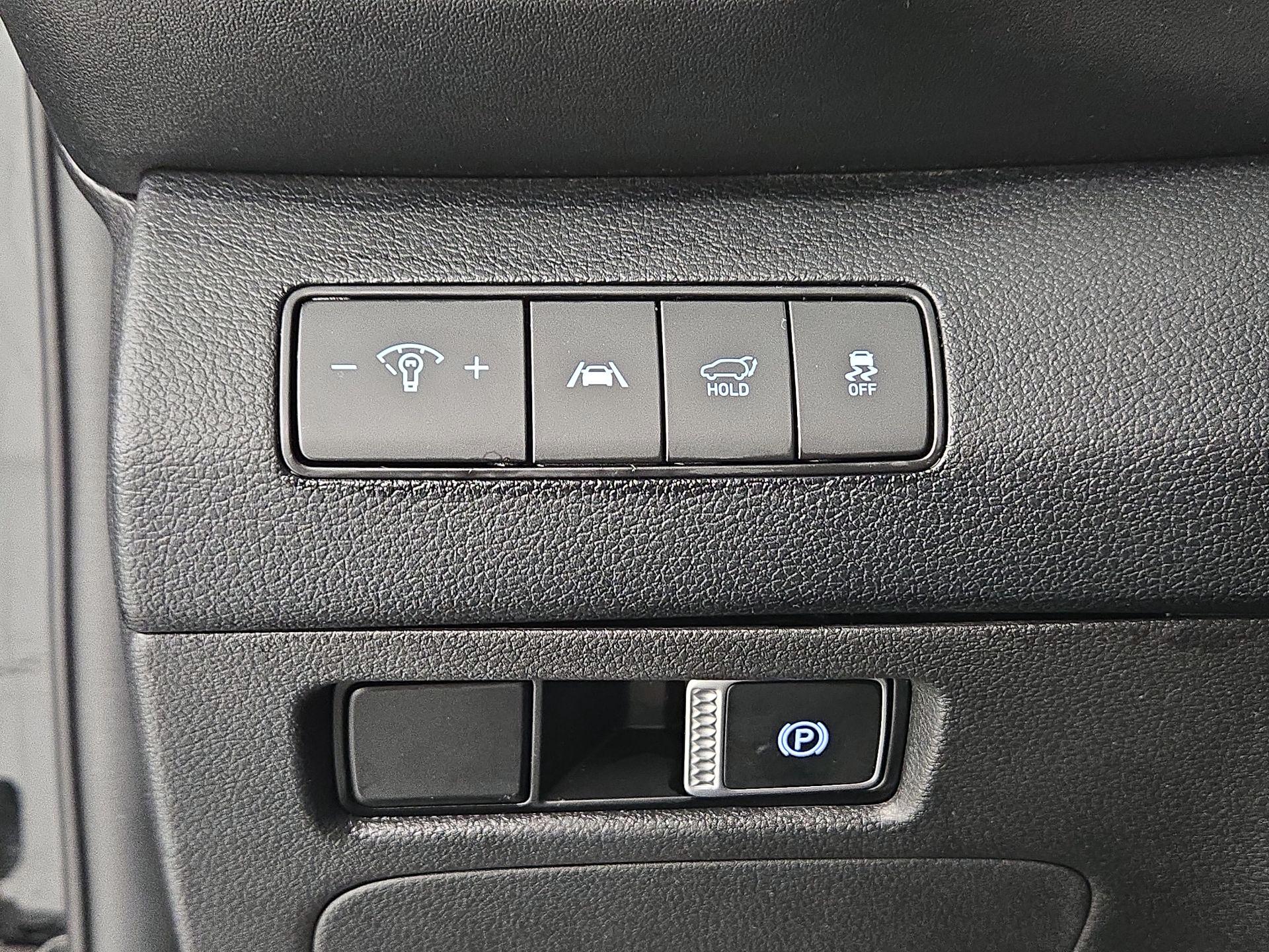 Thumbnail: 2022 Hyundai Santa Fe - 13