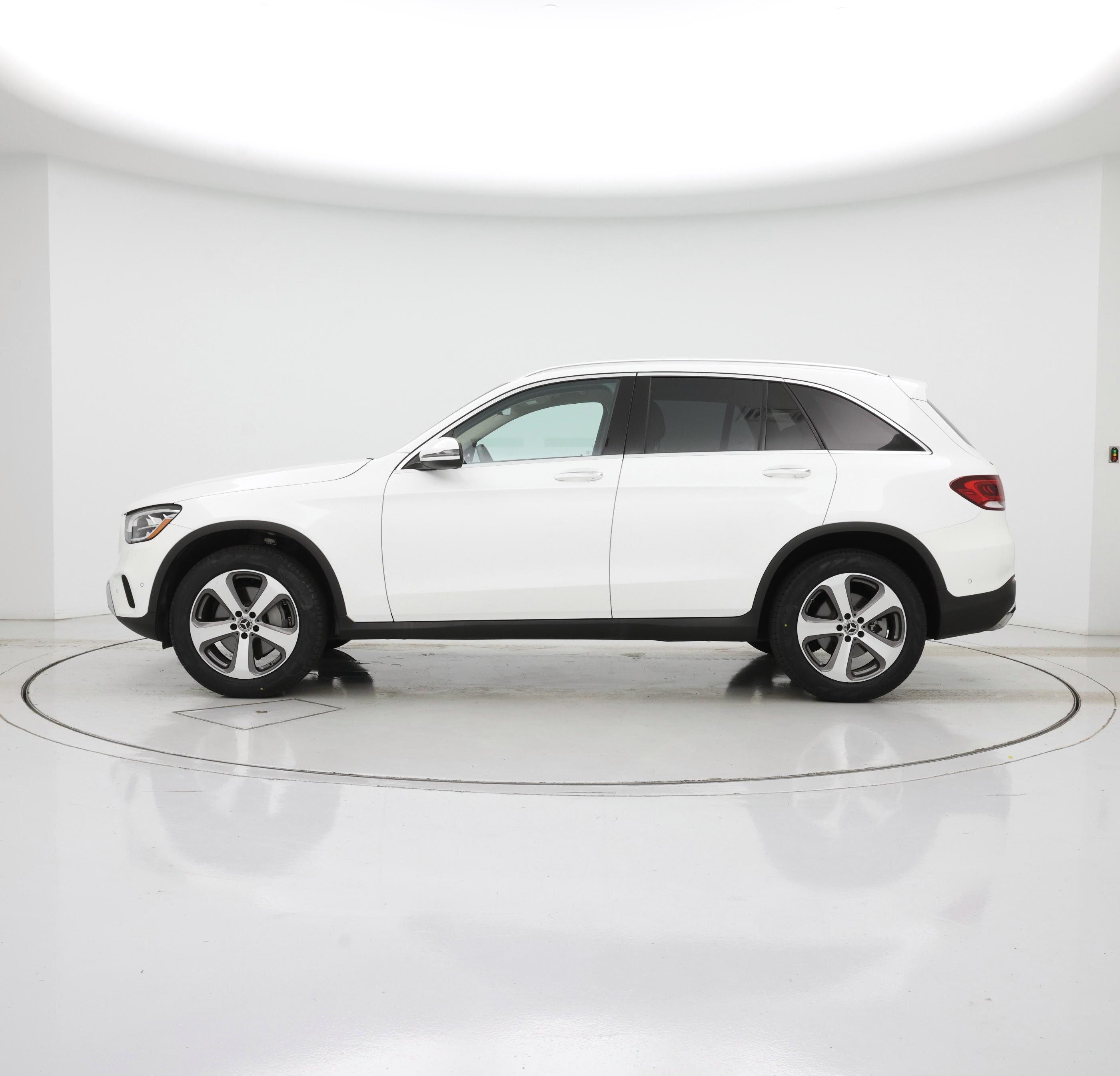 Thumbnail: 2022 Mercedes-Benz GLC - 3