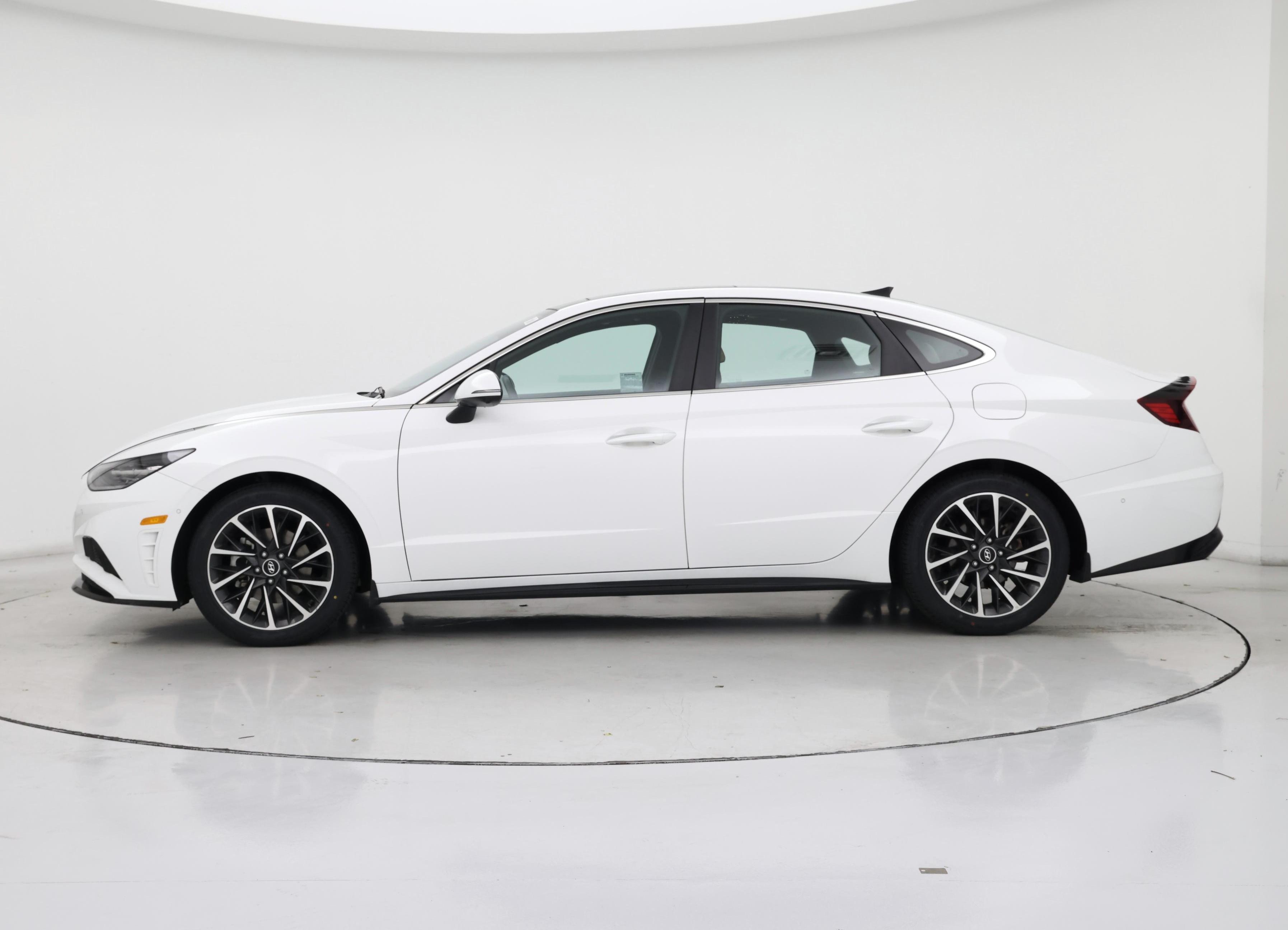 Thumbnail: 2023 Hyundai Sonata - 3