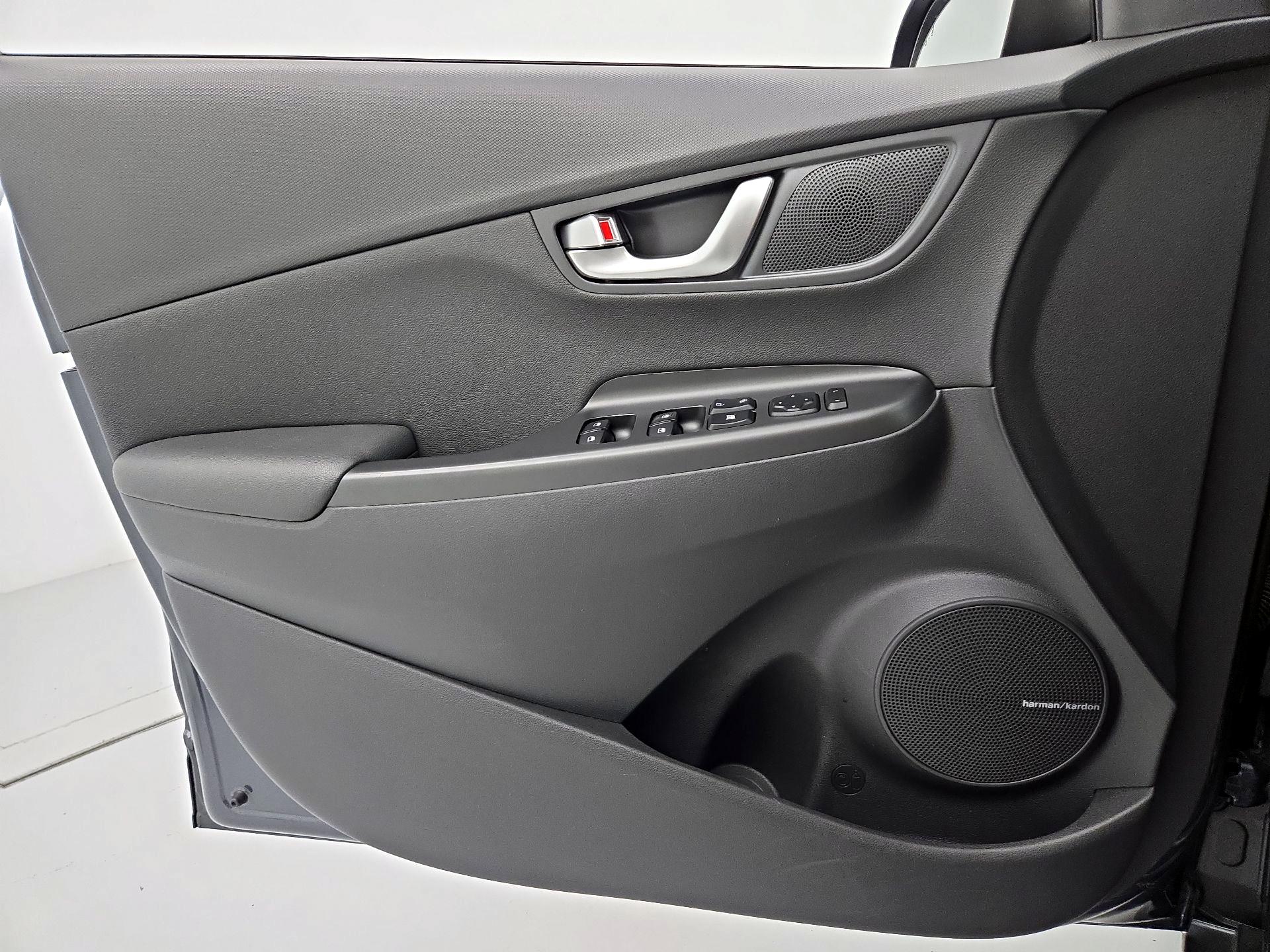 Thumbnail: 2022 Hyundai Kona - 12
