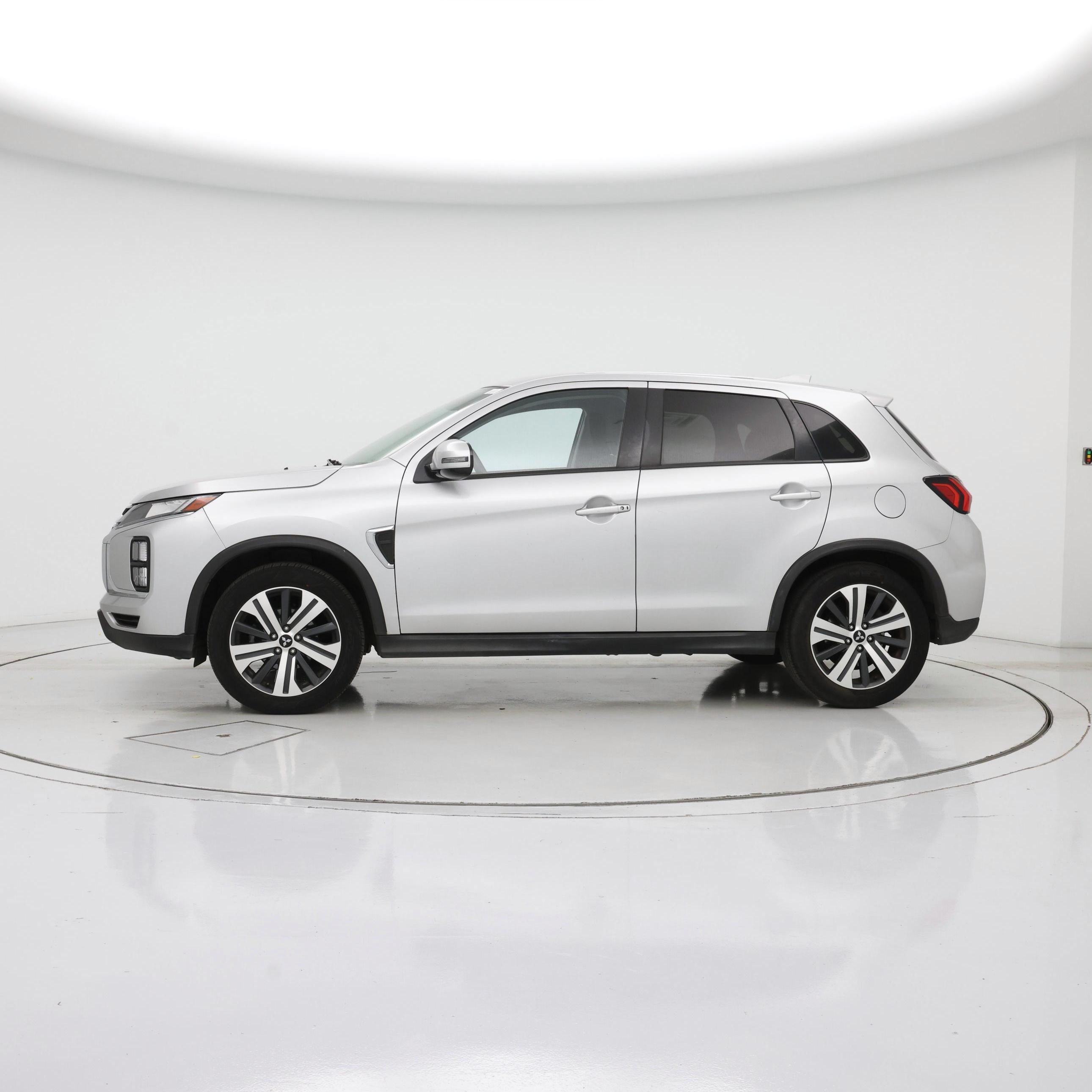 Thumbnail: 2021 Mitsubishi Outlander Sport - 3