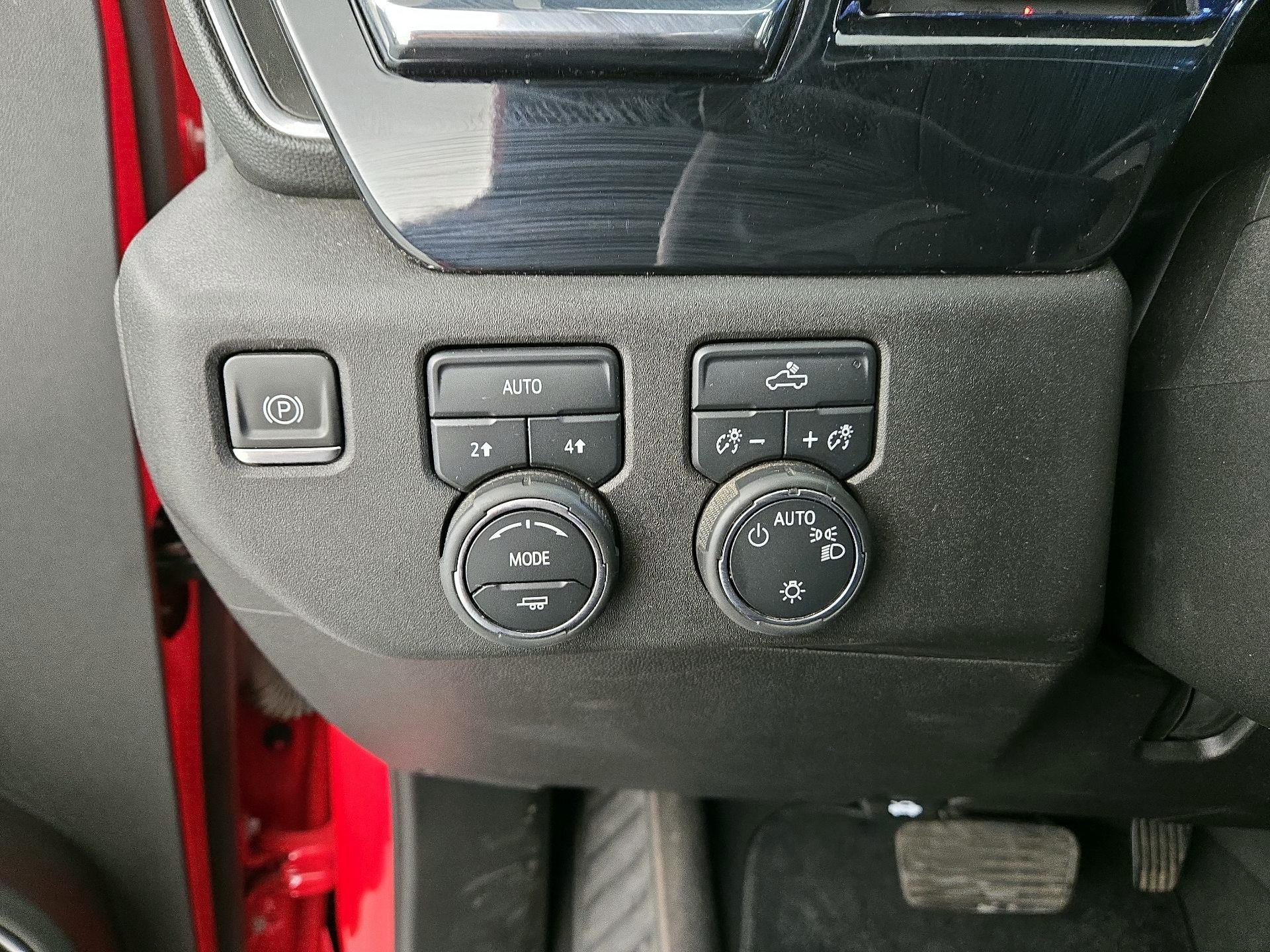 Thumbnail: 2024 Chevrolet Silverado 1500 - 13