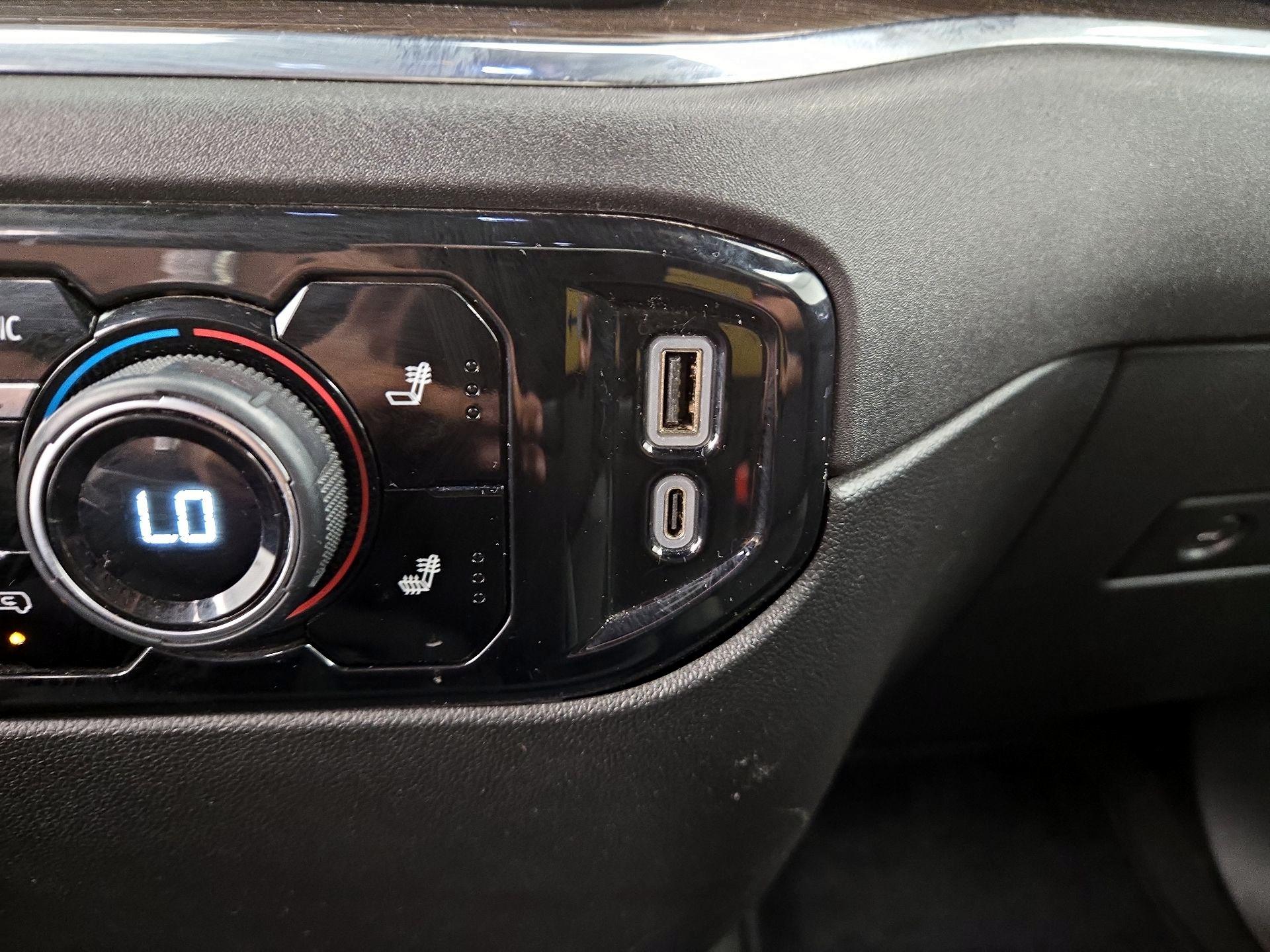 Thumbnail: 2024 Chevrolet Silverado 1500 - 18