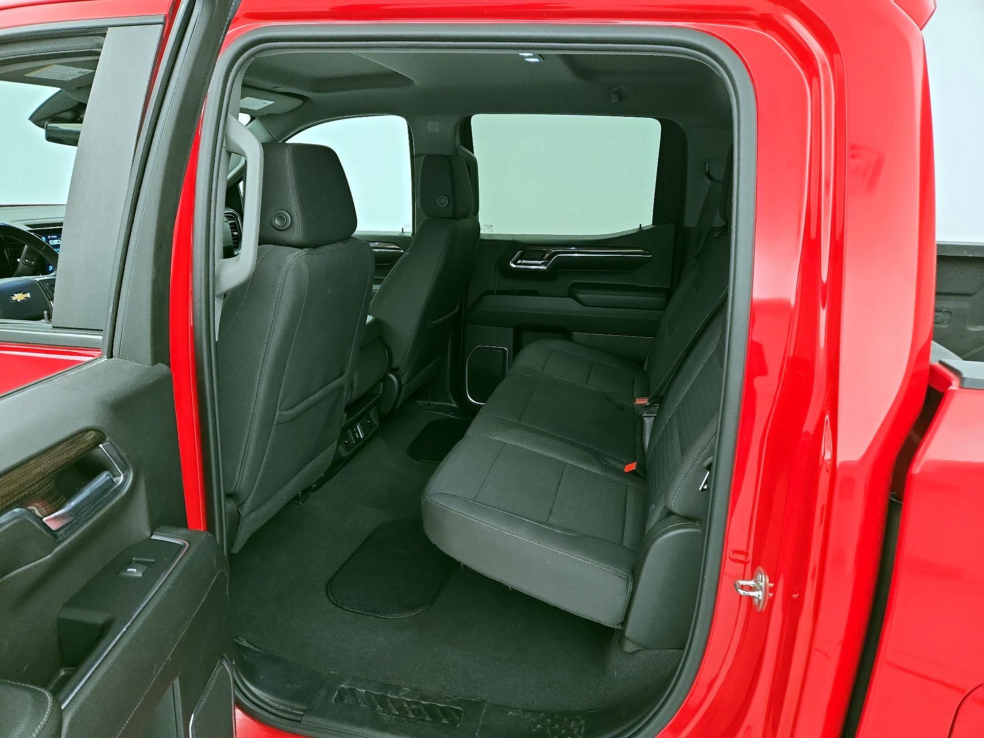 Thumbnail: 2024 Chevrolet Silverado 1500 - 19