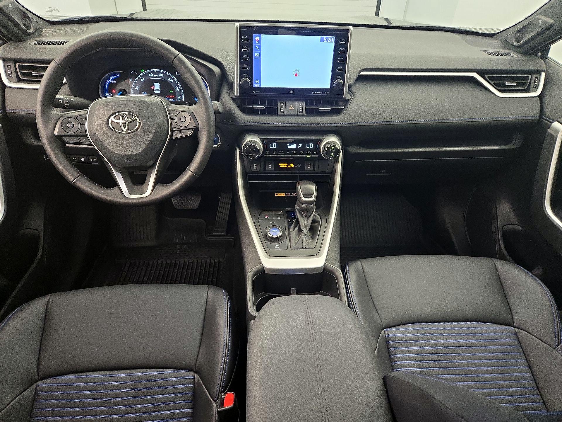 Thumbnail: 2022 Toyota RAV4 - 9