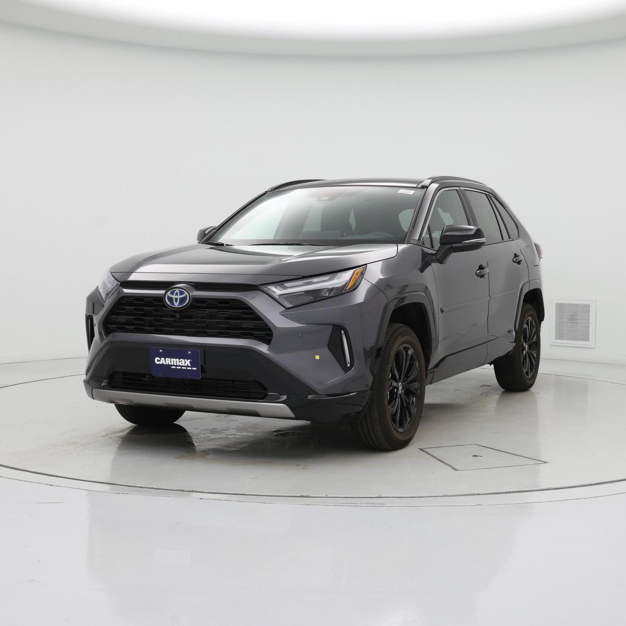 Thumbnail: 2022 Toyota RAV4 - 4