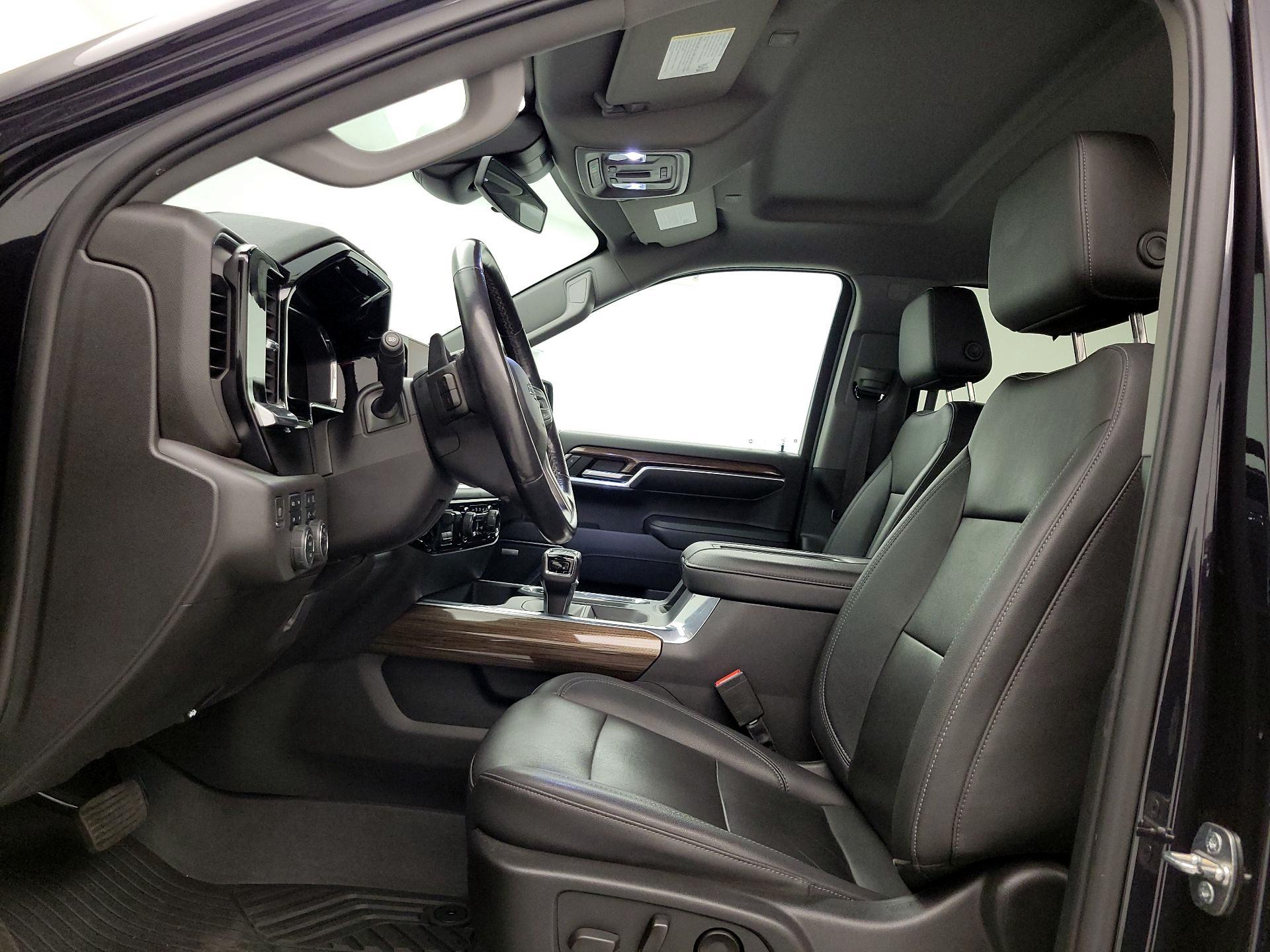 Thumbnail: 2022 Chevrolet Silverado 1500 - 11