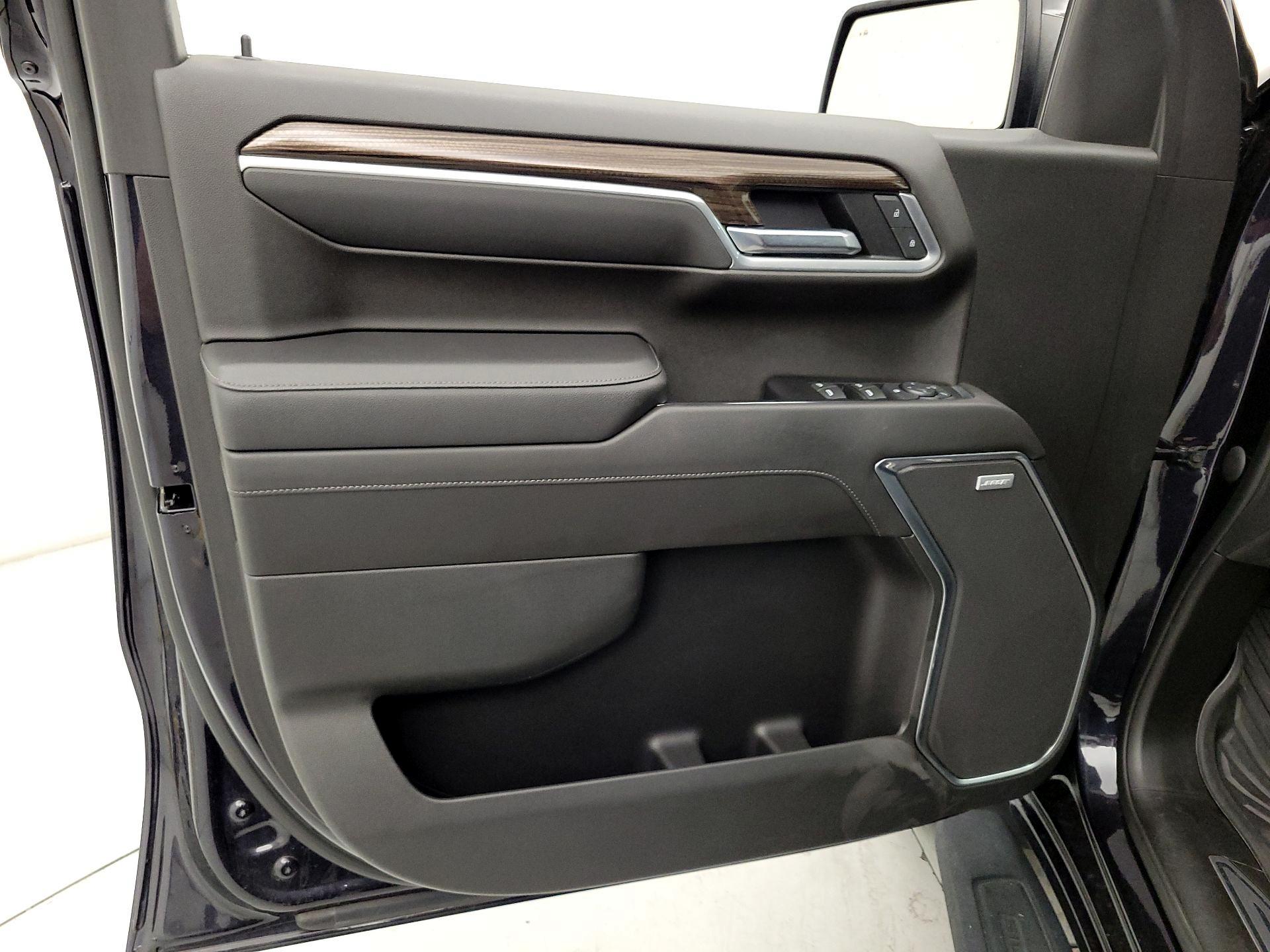 Thumbnail: 2022 Chevrolet Silverado 1500 - 12