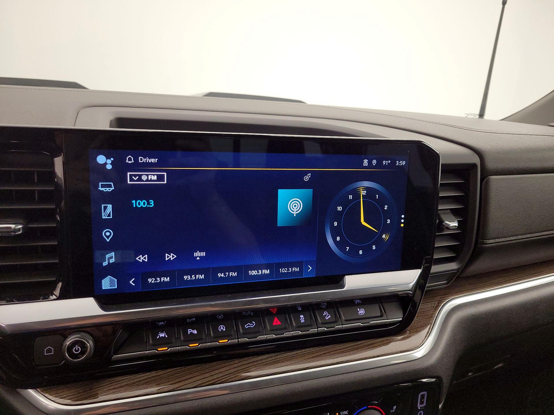 Thumbnail: 2022 Chevrolet Silverado 1500 - 16