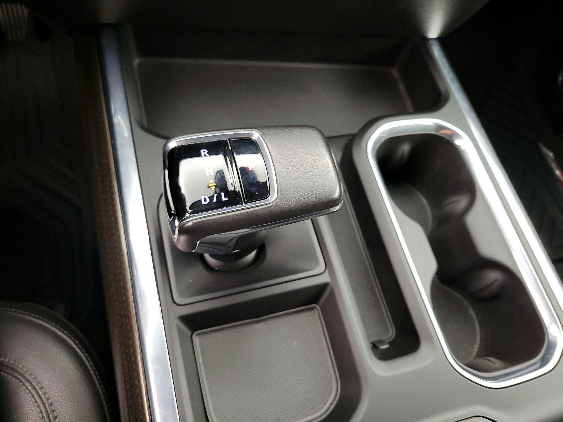 Thumbnail: 2022 Chevrolet Silverado 1500 - 18