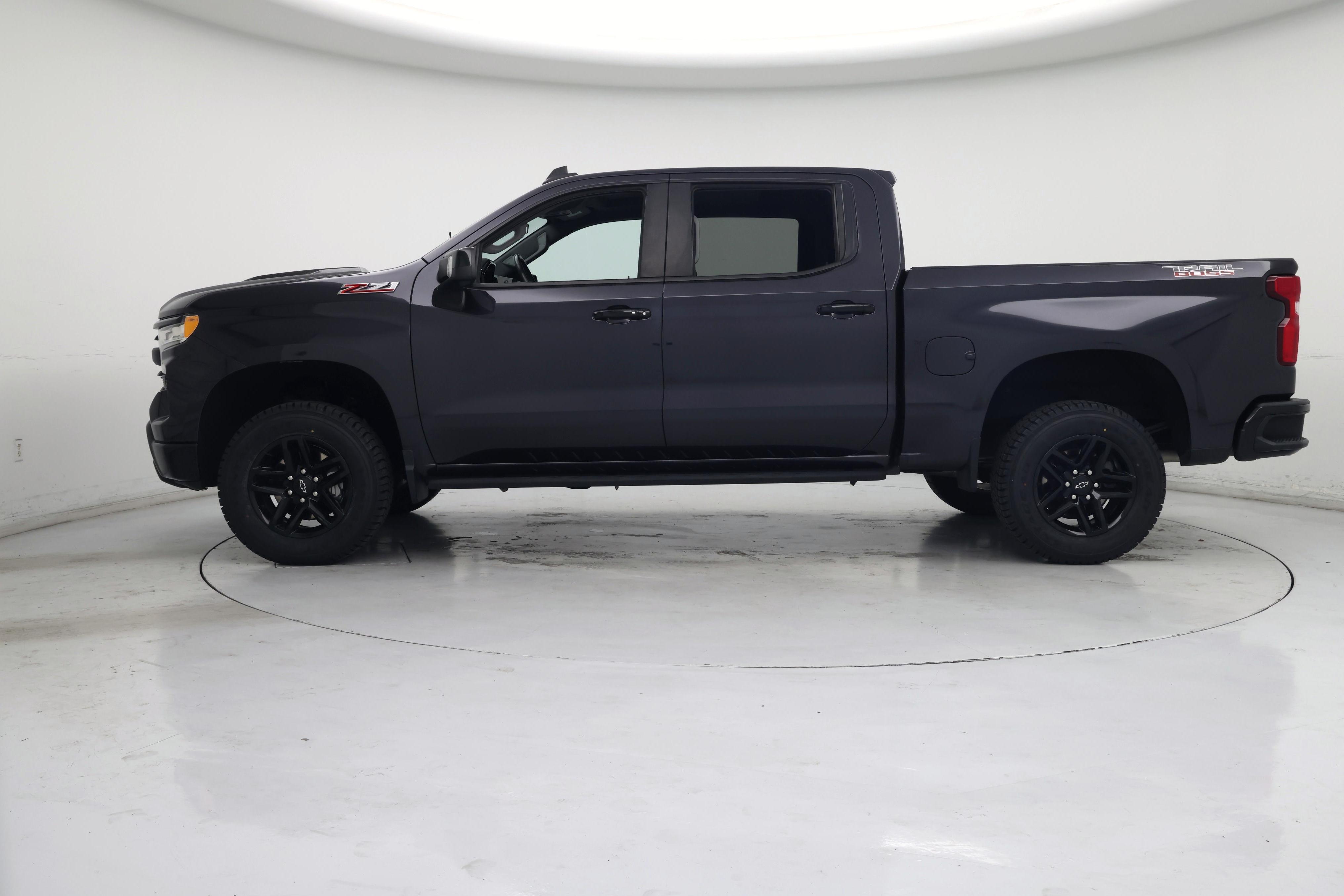 Thumbnail: 2022 Chevrolet Silverado 1500 - 3