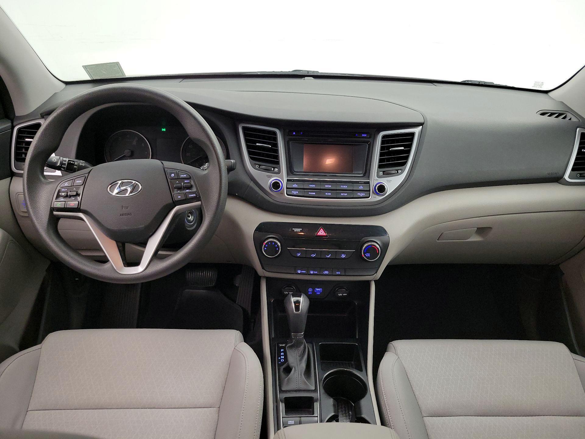 Thumbnail: 2017 Hyundai Tucson - 9