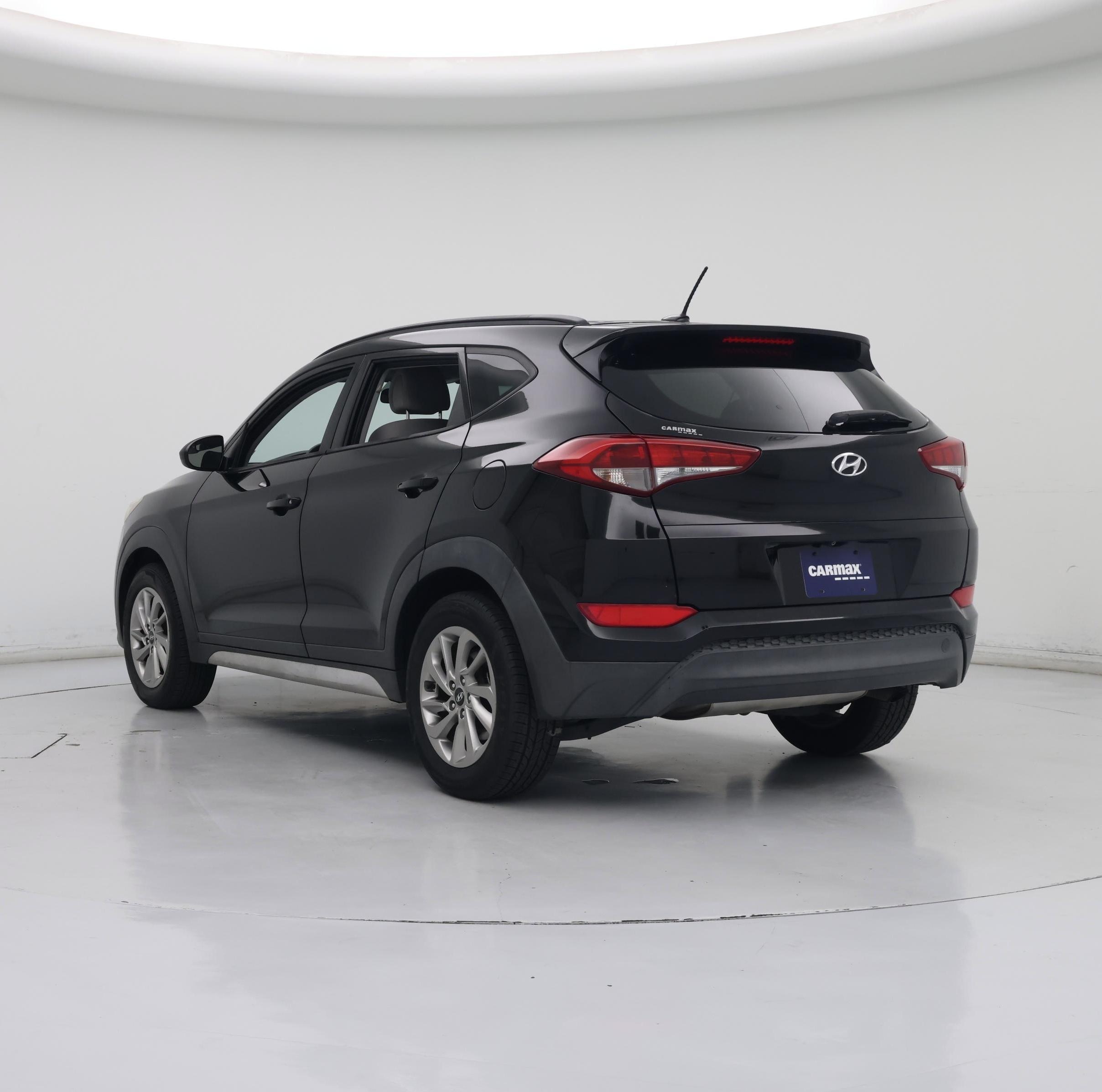 Thumbnail: 2017 Hyundai Tucson - 2