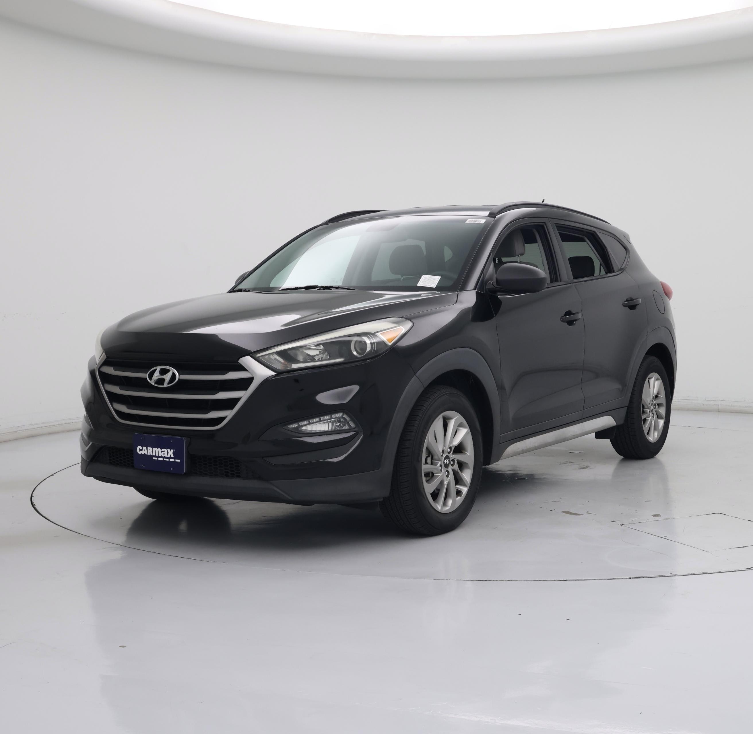 Thumbnail: 2017 Hyundai Tucson - 4