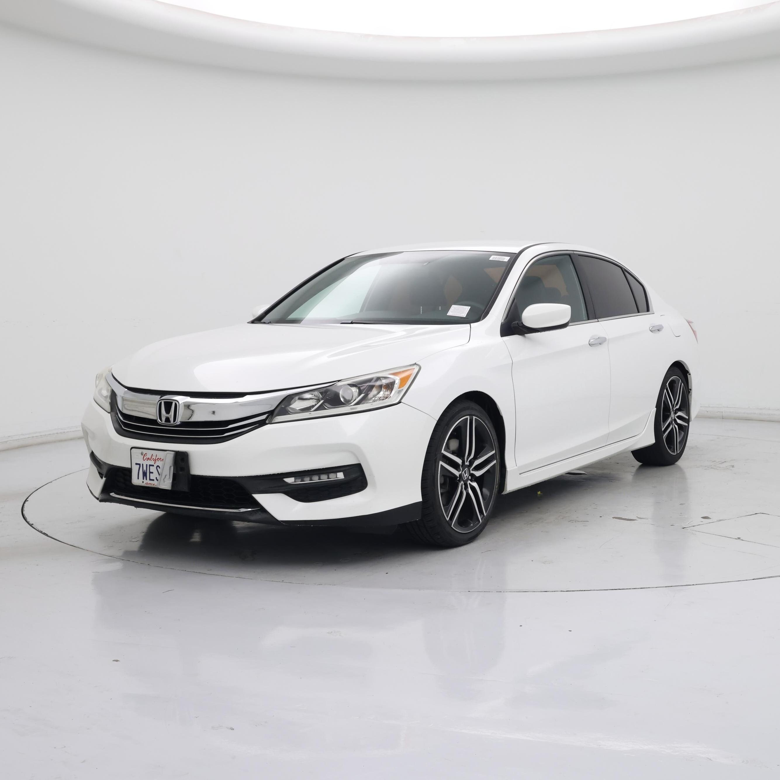 Thumbnail: 2017 Honda Accord - 4