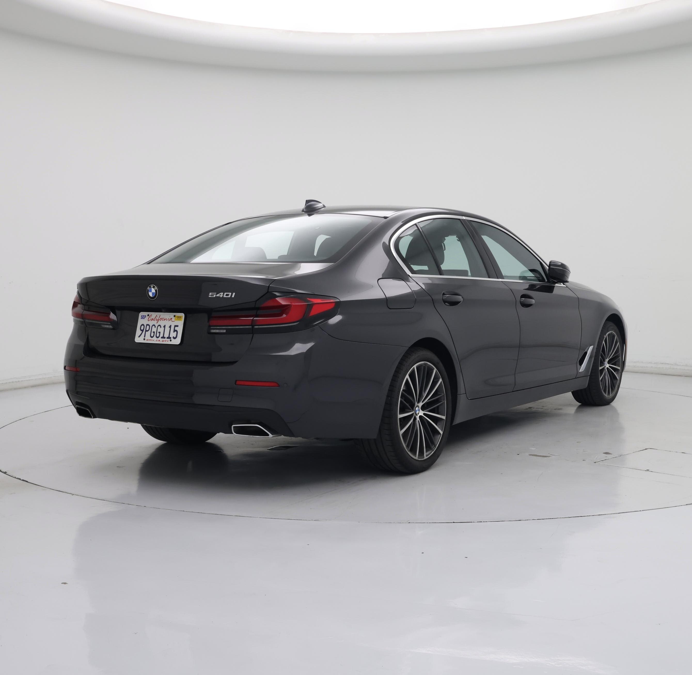Thumbnail: 2022 BMW 5 Series - 8