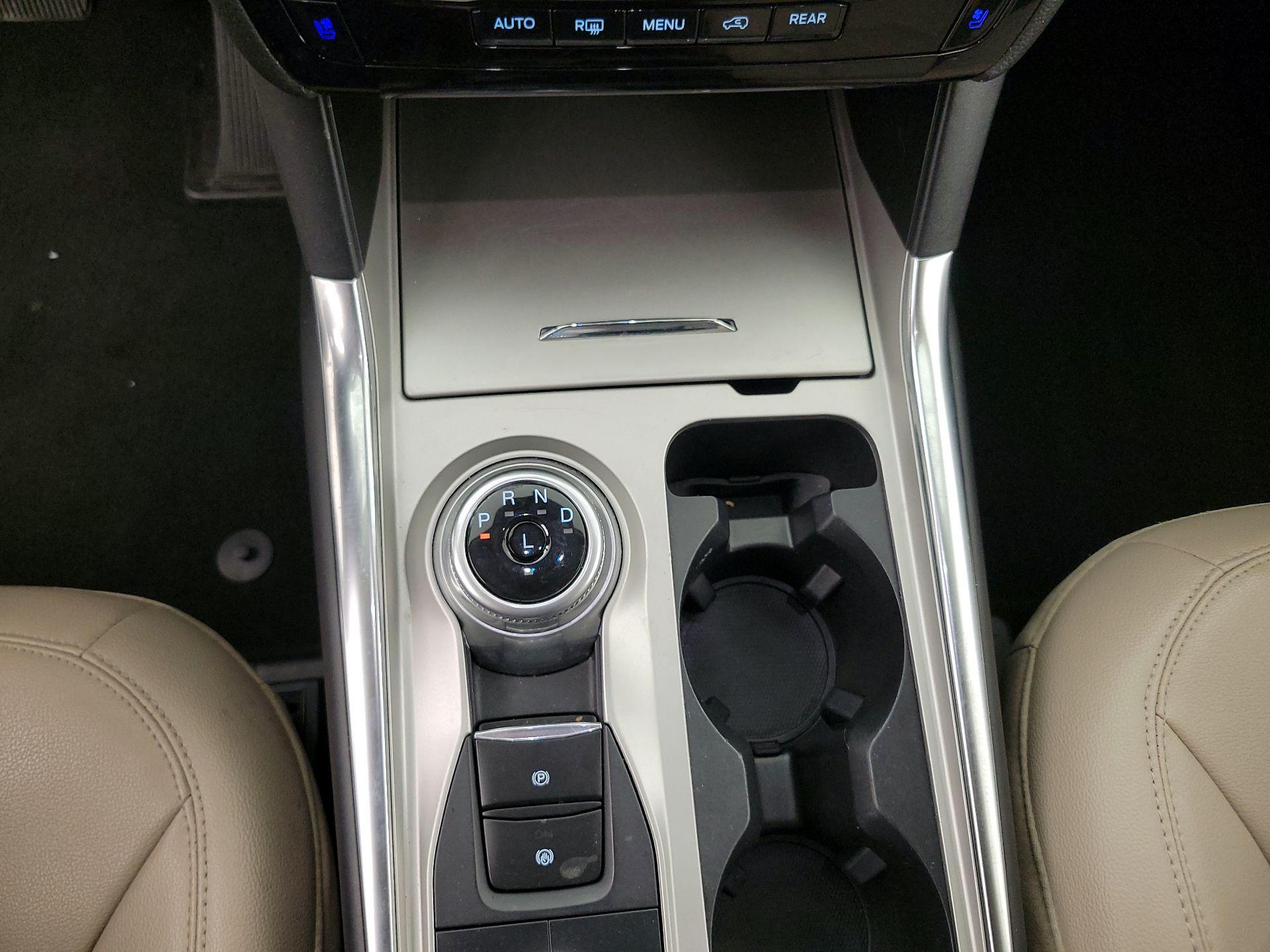 Thumbnail: 2023 Ford Explorer - 18