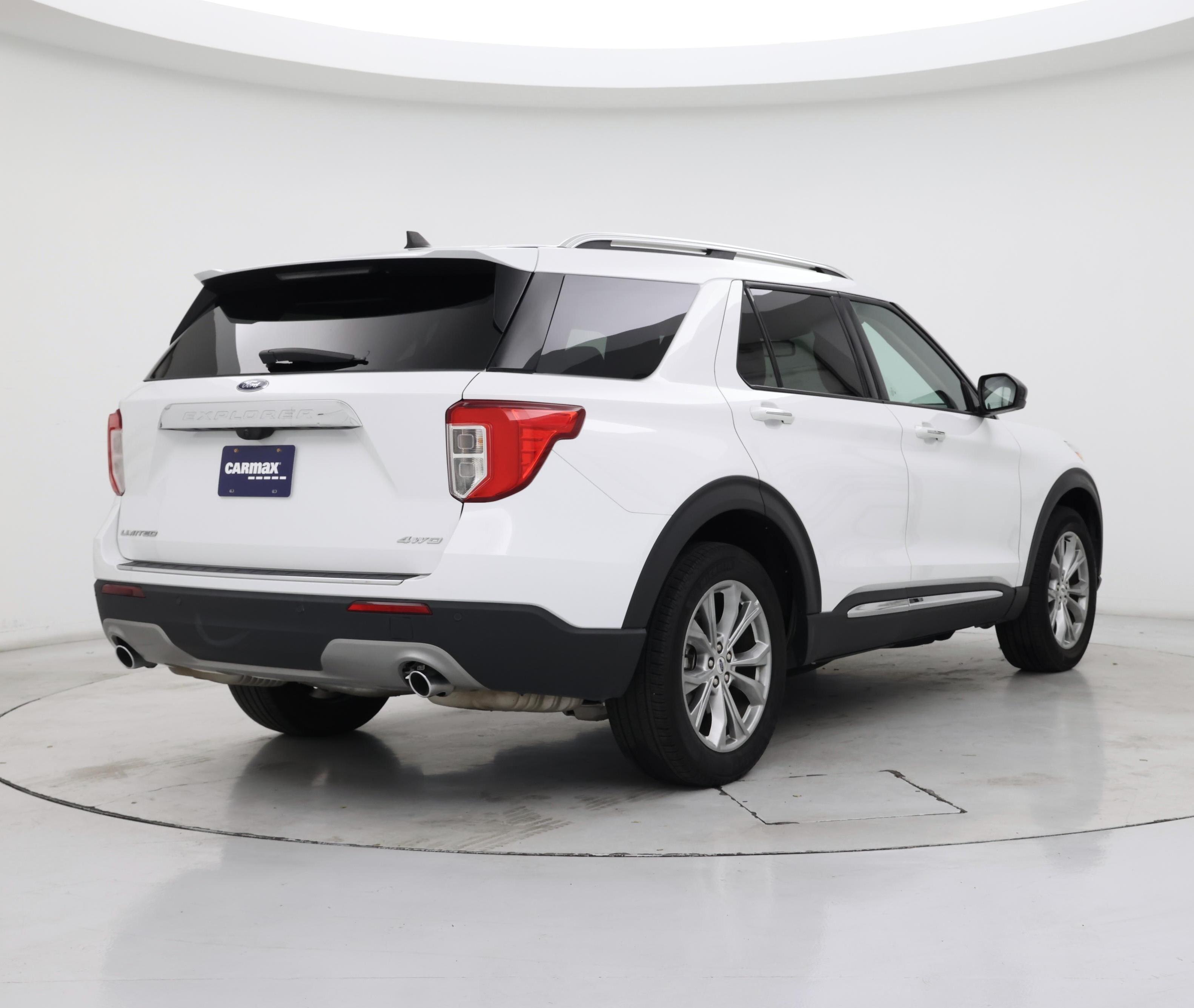 Thumbnail: 2023 Ford Explorer - 8