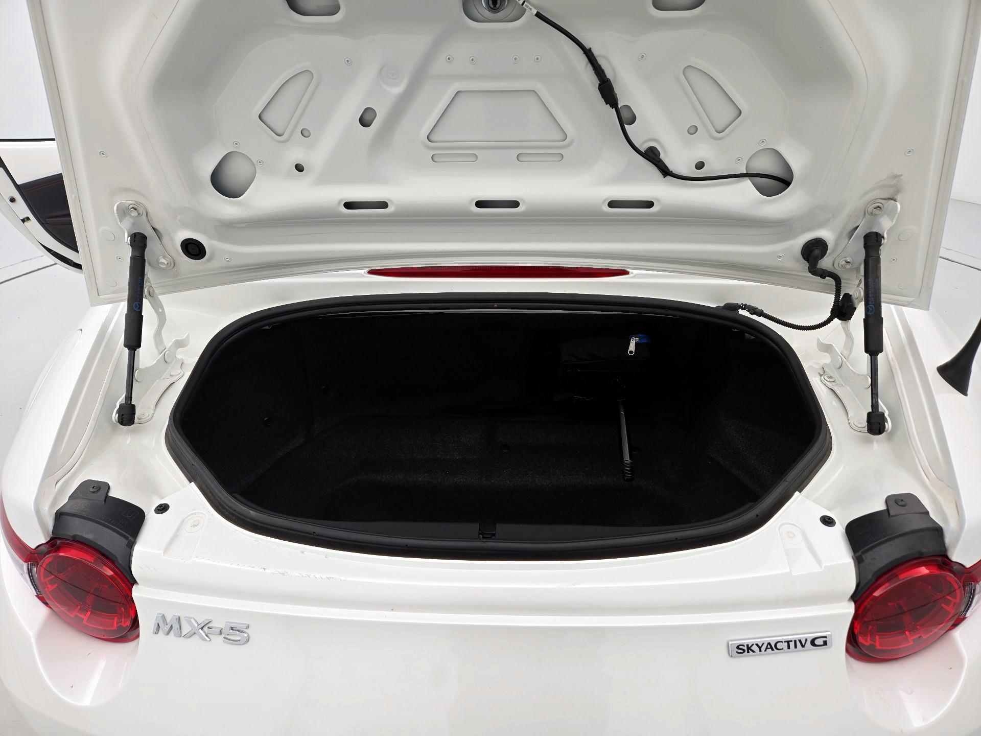 Thumbnail: 2023 Mazda MX-5 Miata - 20