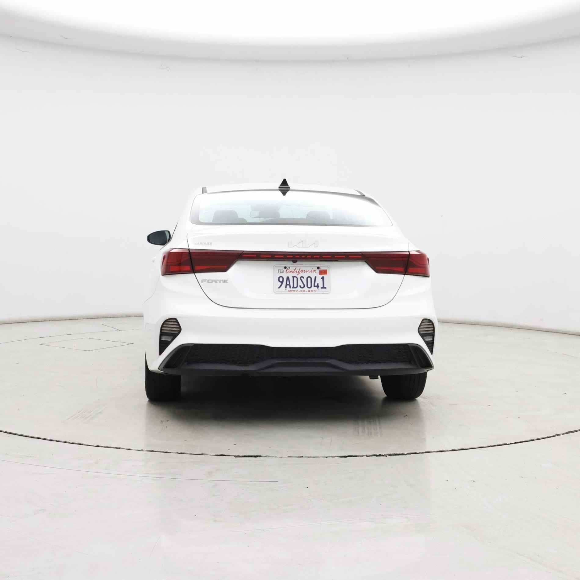 Thumbnail: 2022 Kia Forte - 6