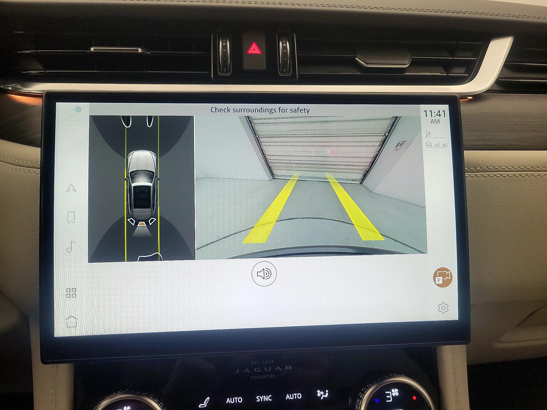 Thumbnail: 2023 Jaguar F-Pace - 15