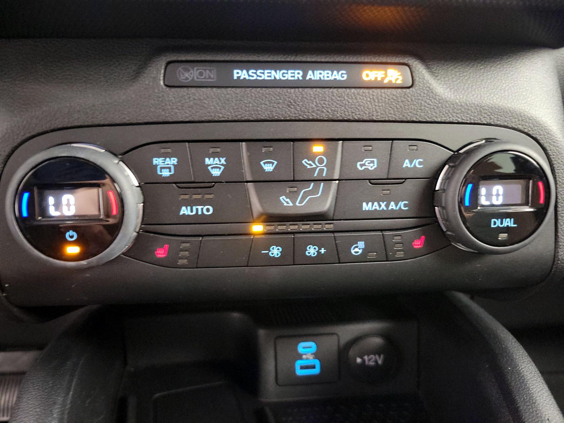 Thumbnail: 2021 Ford Bronco Sport - 17