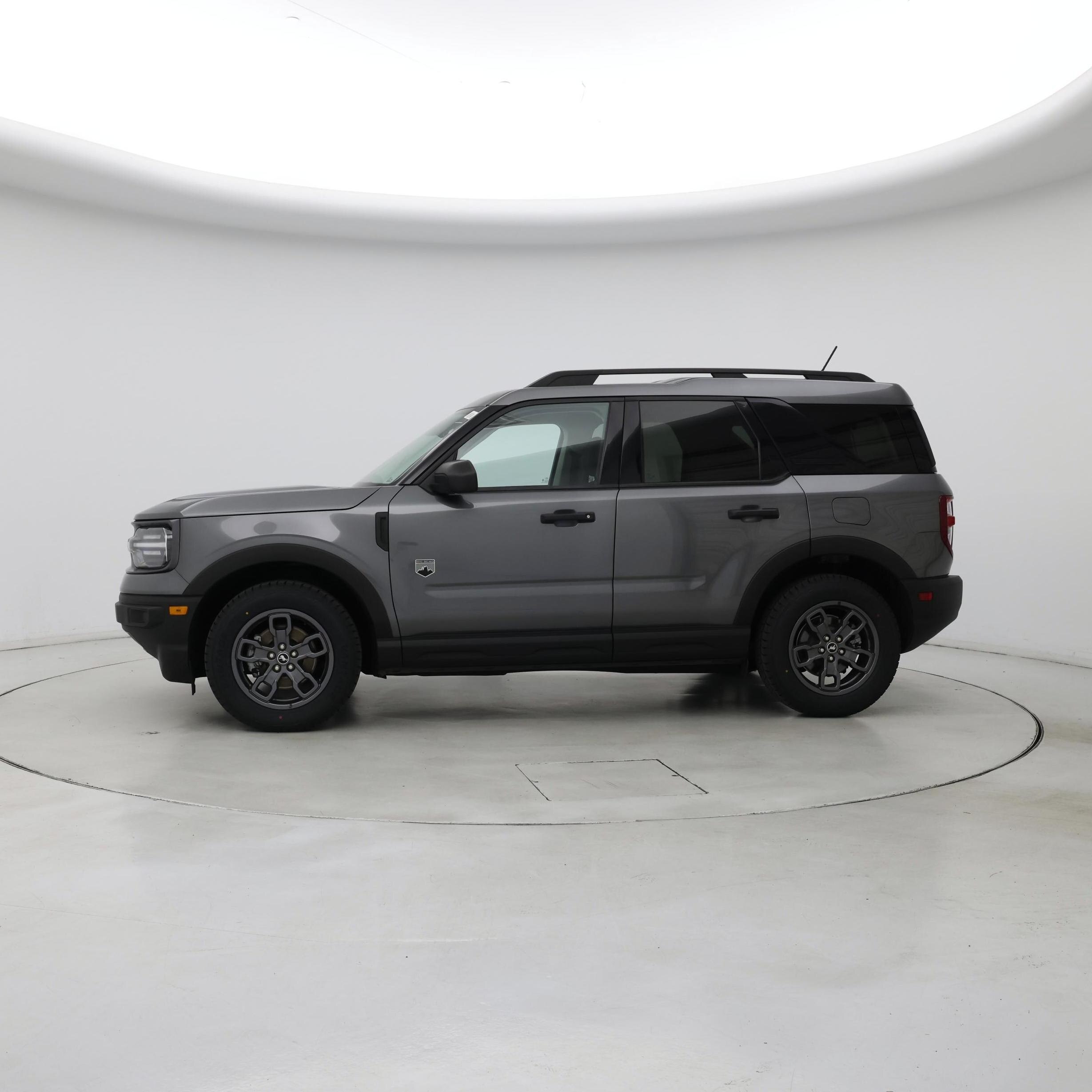 Thumbnail: 2022 Ford Bronco Sport - 3