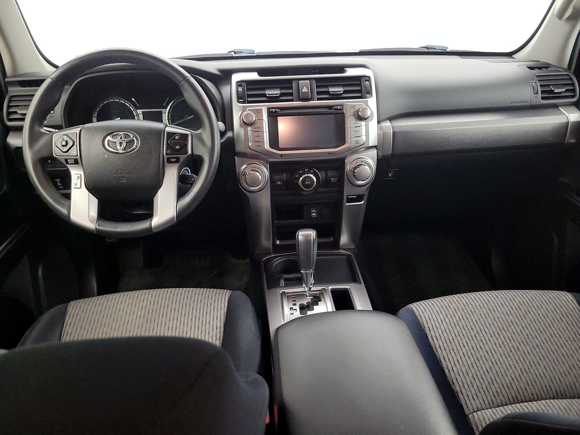 Thumbnail: 2015 Toyota 4Runner - 9