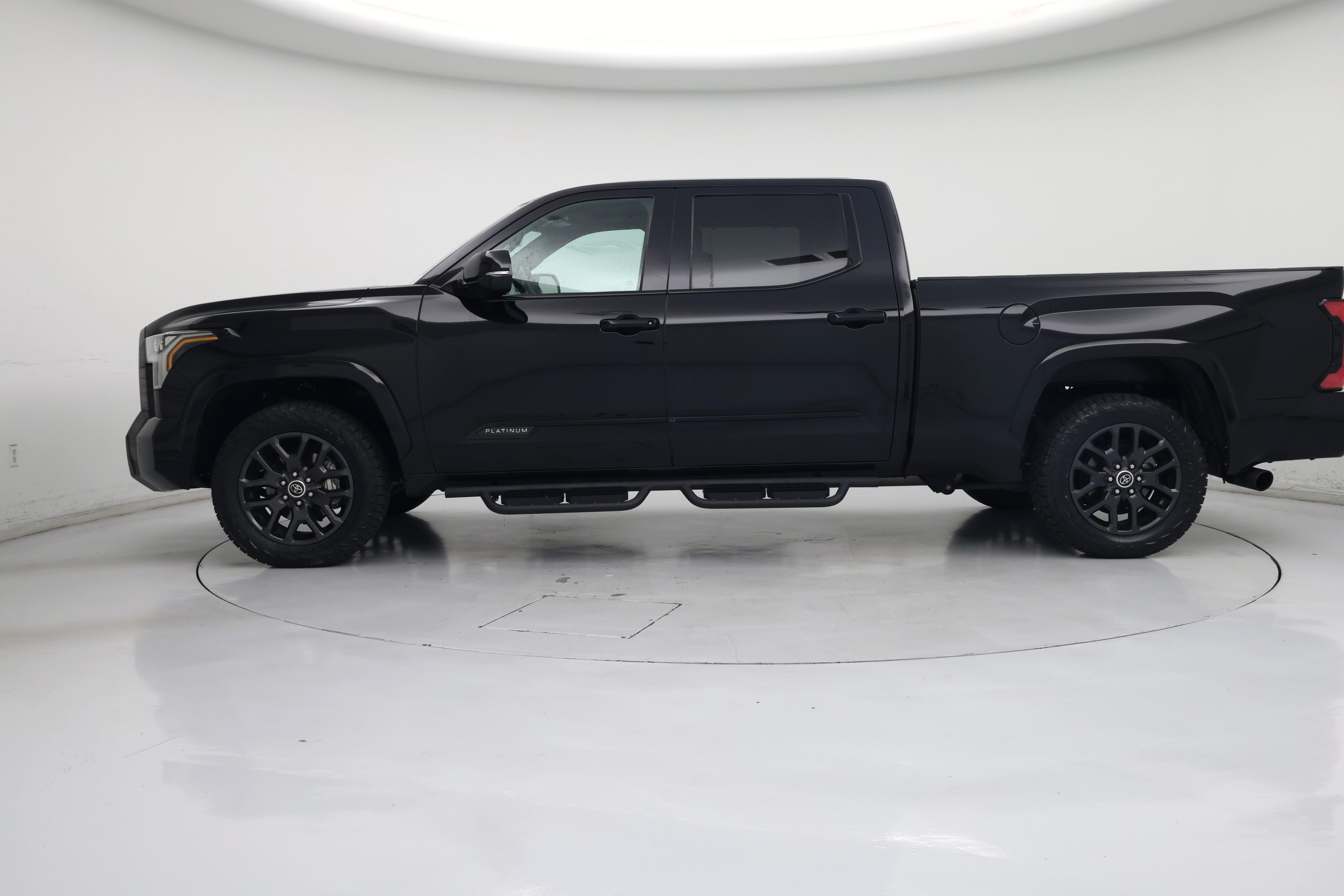 Thumbnail: 2023 Toyota Tundra - 3