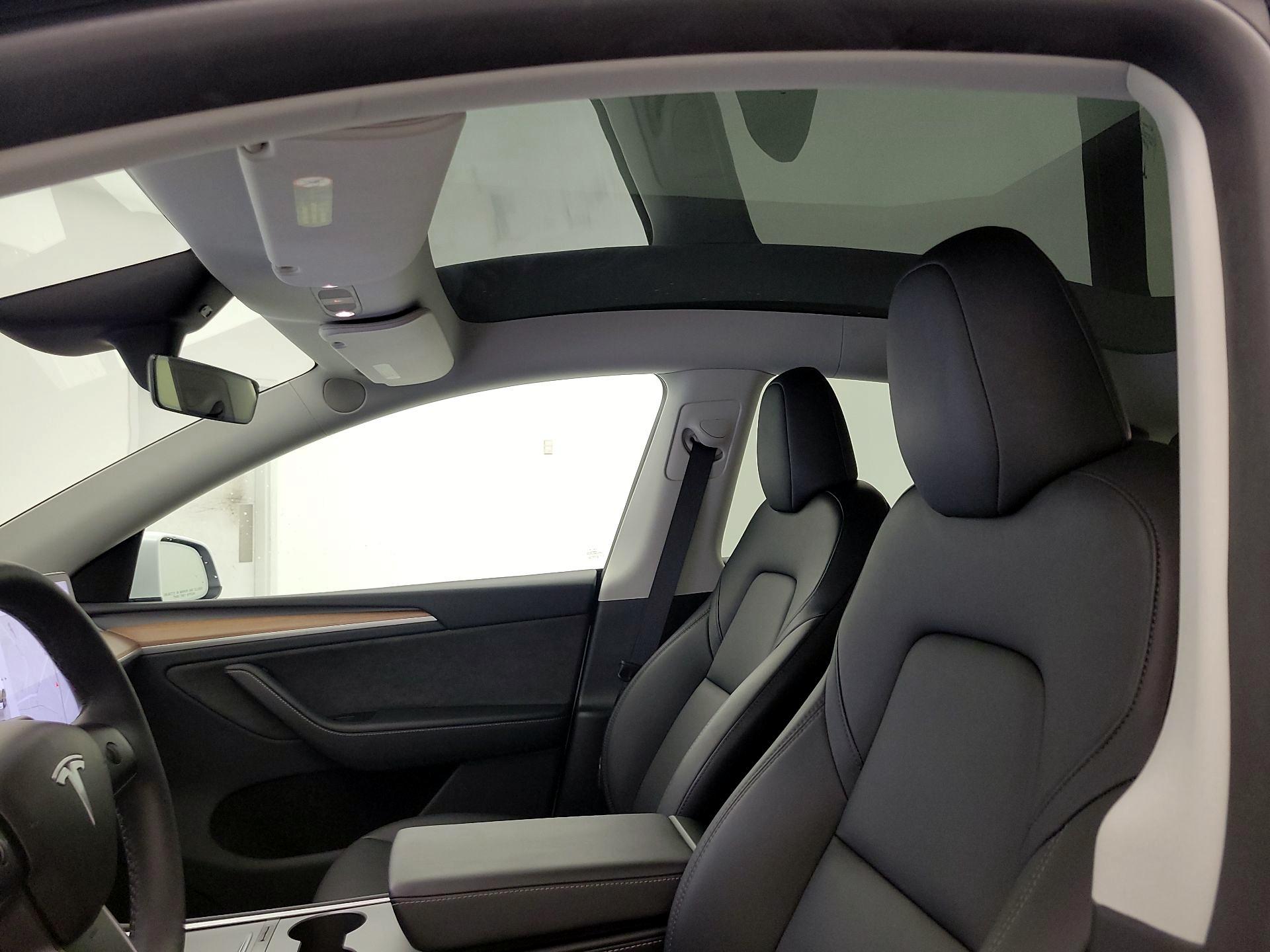 Thumbnail: 2024 Tesla Model Y - 18