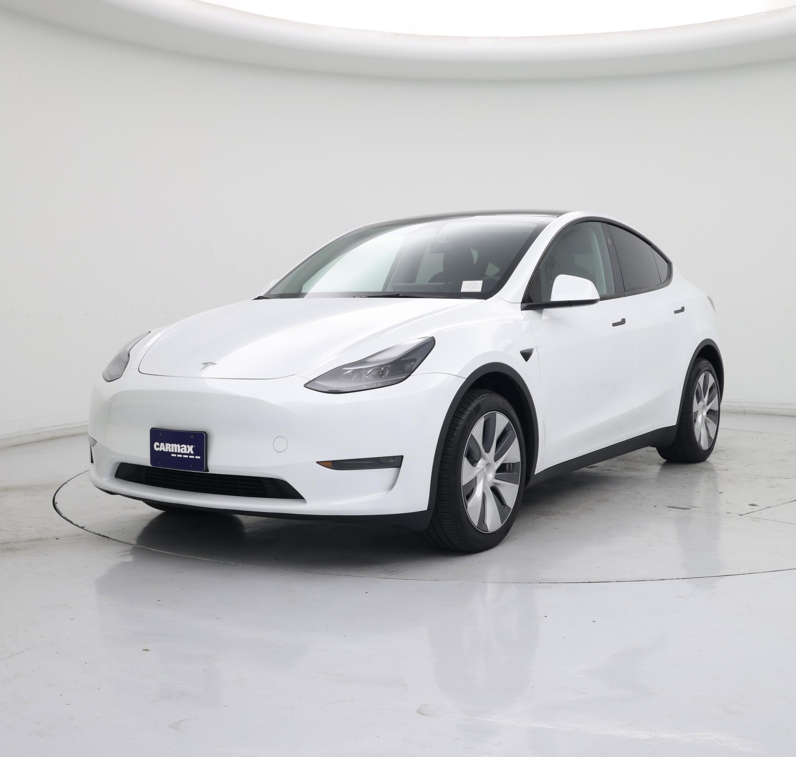 Thumbnail: 2024 Tesla Model Y - 4