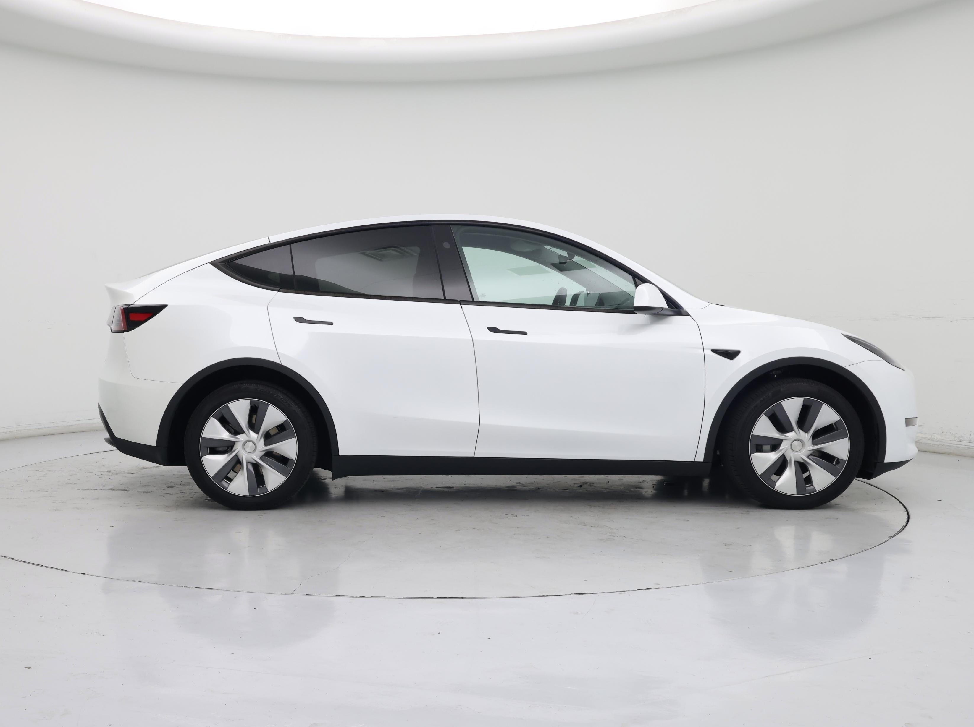 Thumbnail: 2024 Tesla Model Y - 7