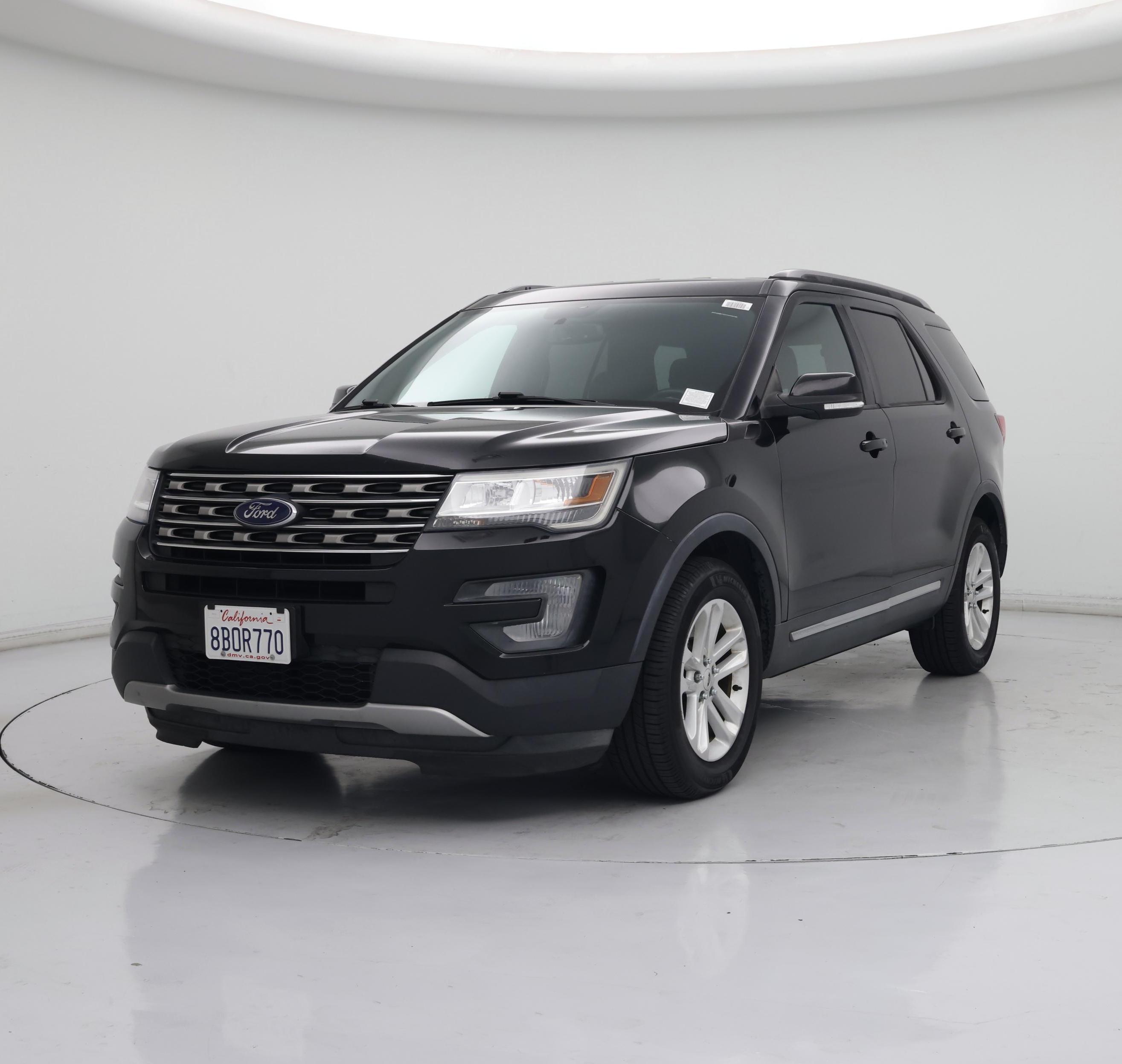Thumbnail: 2017 Ford Explorer - 4